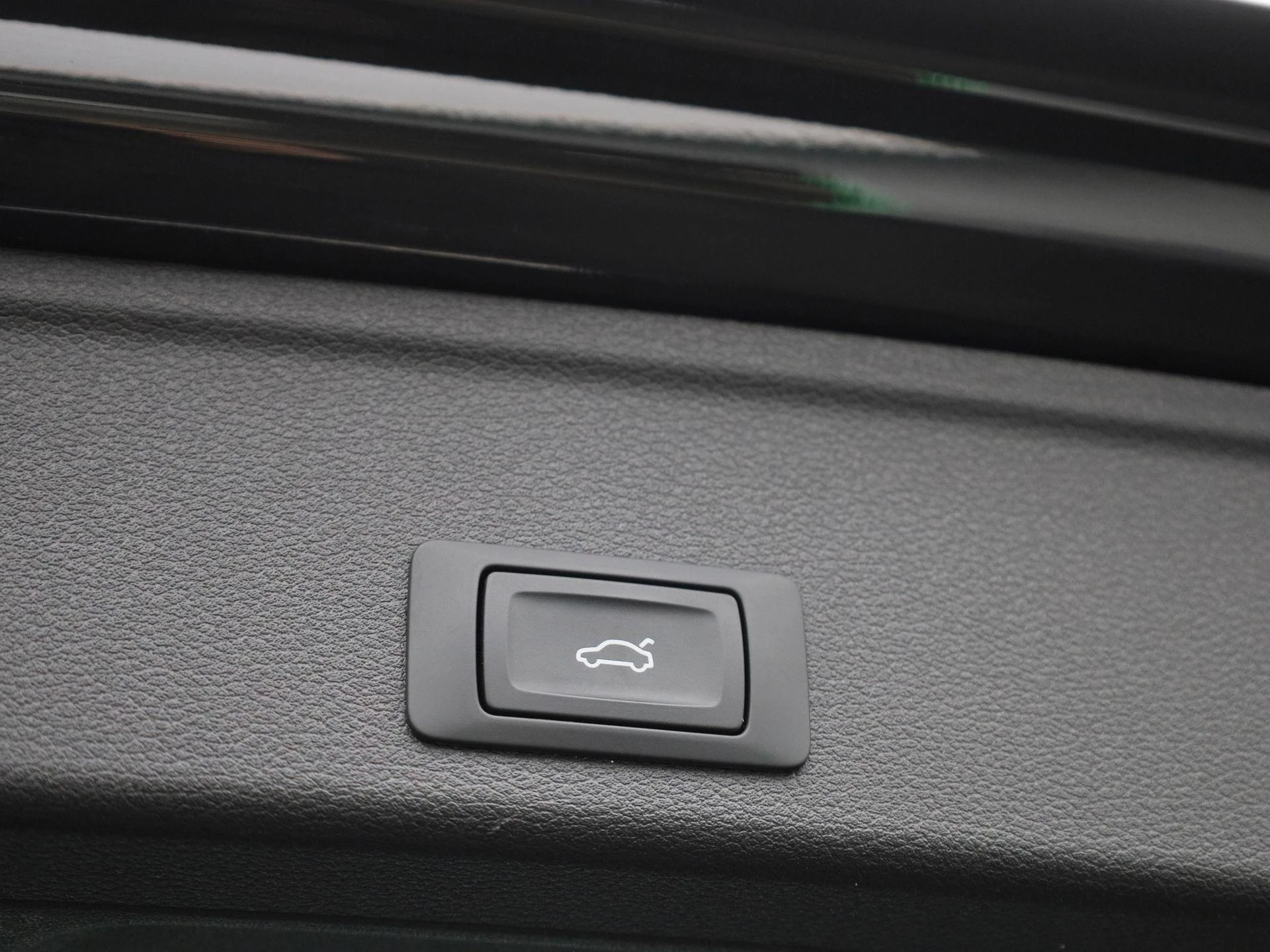 Audi-A4-image-14
