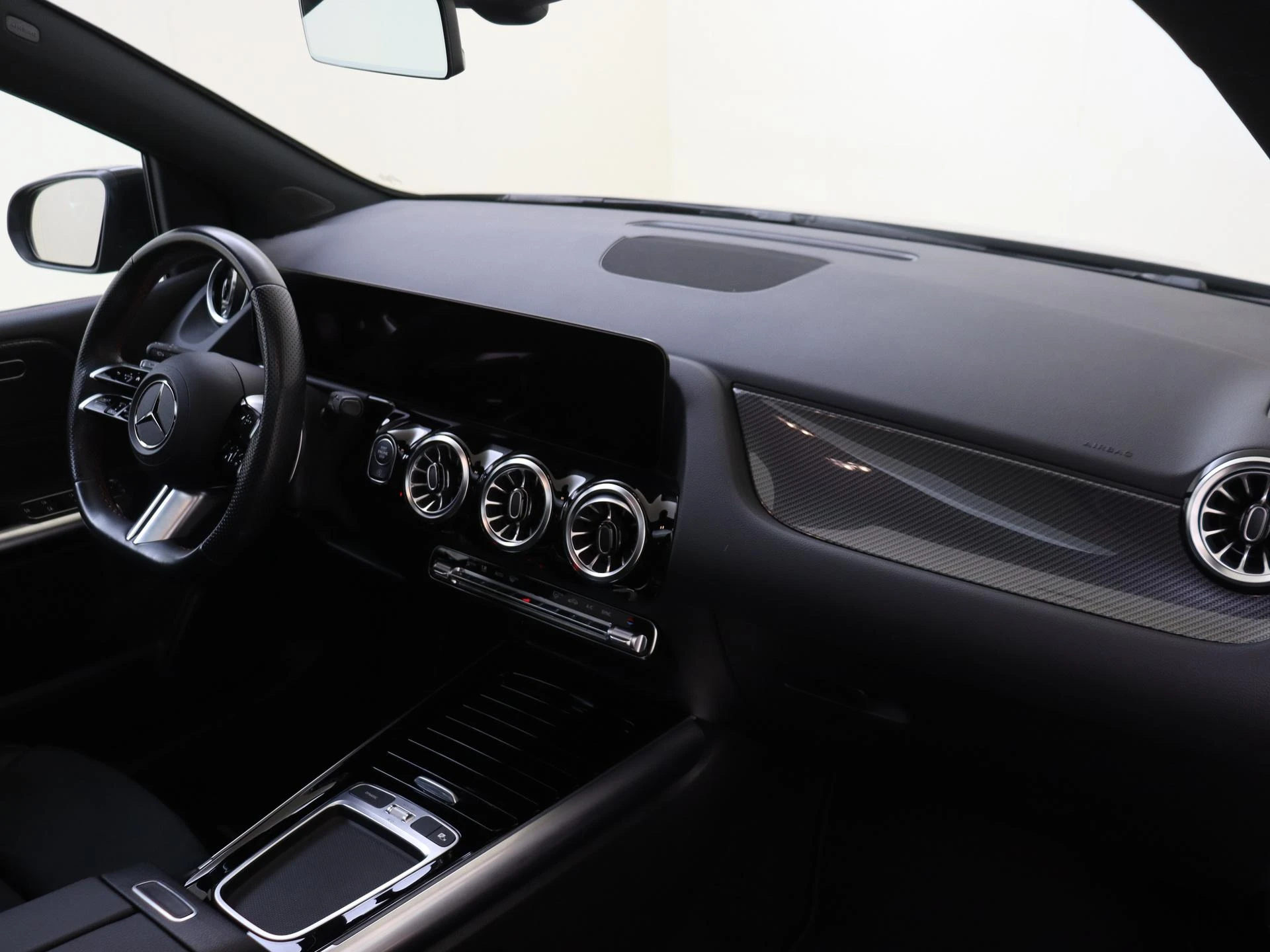 Mercedes-Benz-B-Klasse-image-4