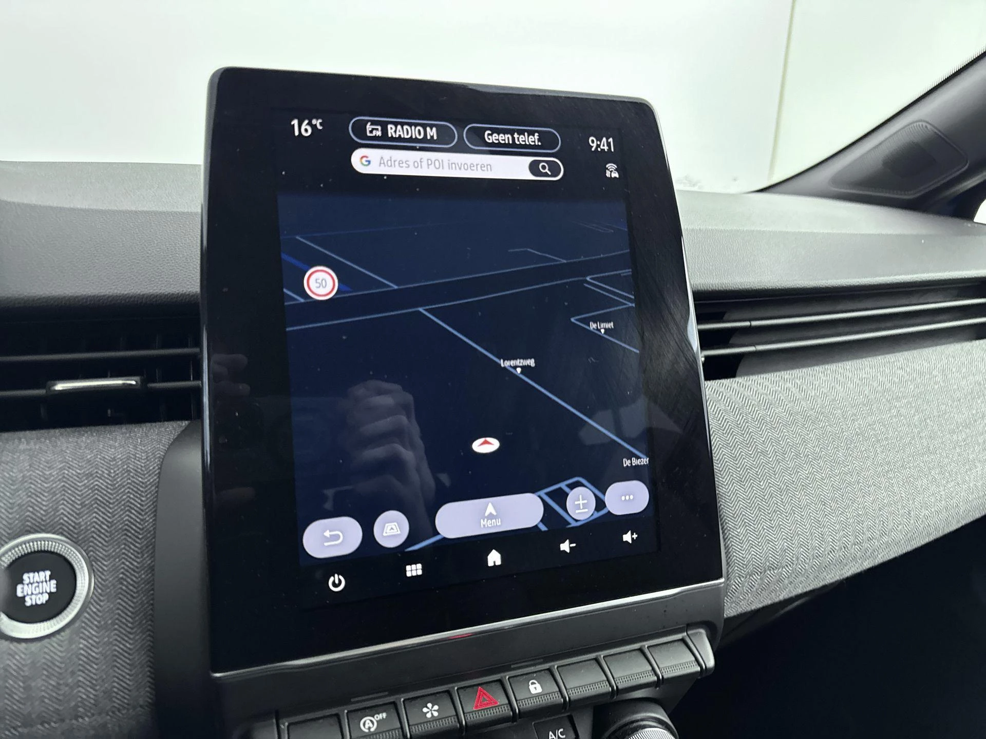 Renault-Clio-image-22