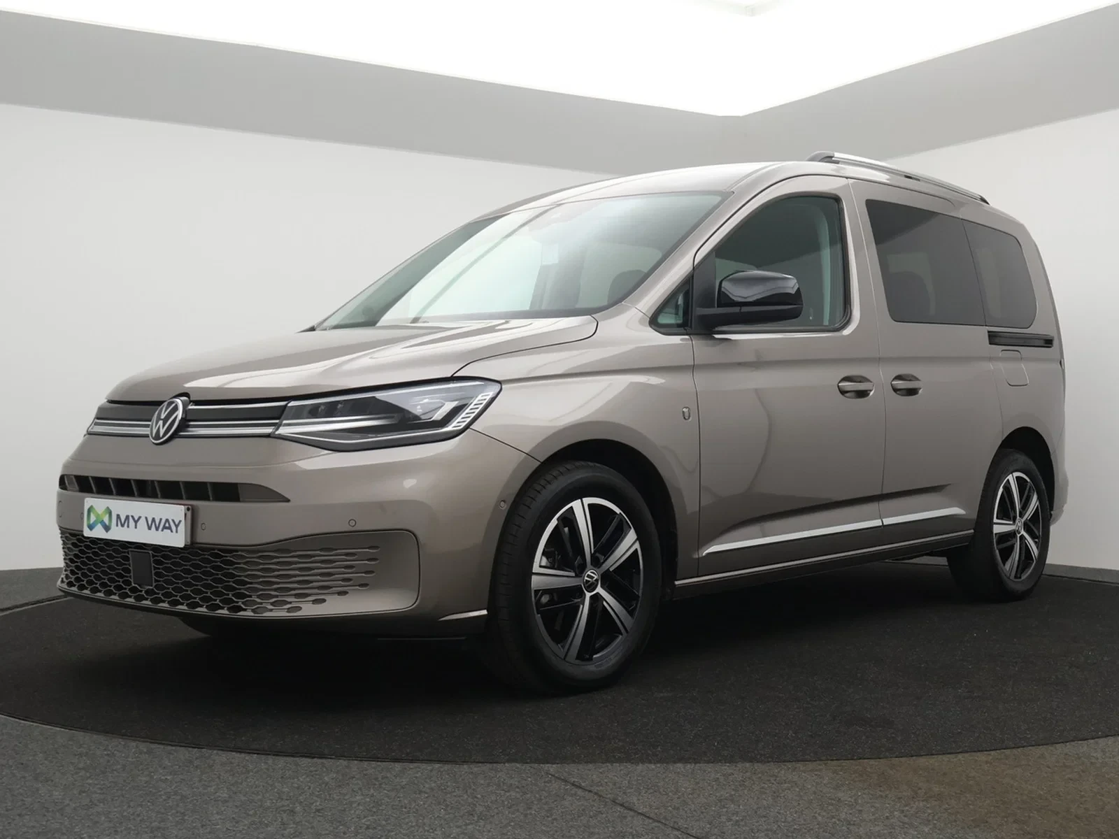 Volkswagen-Caddy-image-0
