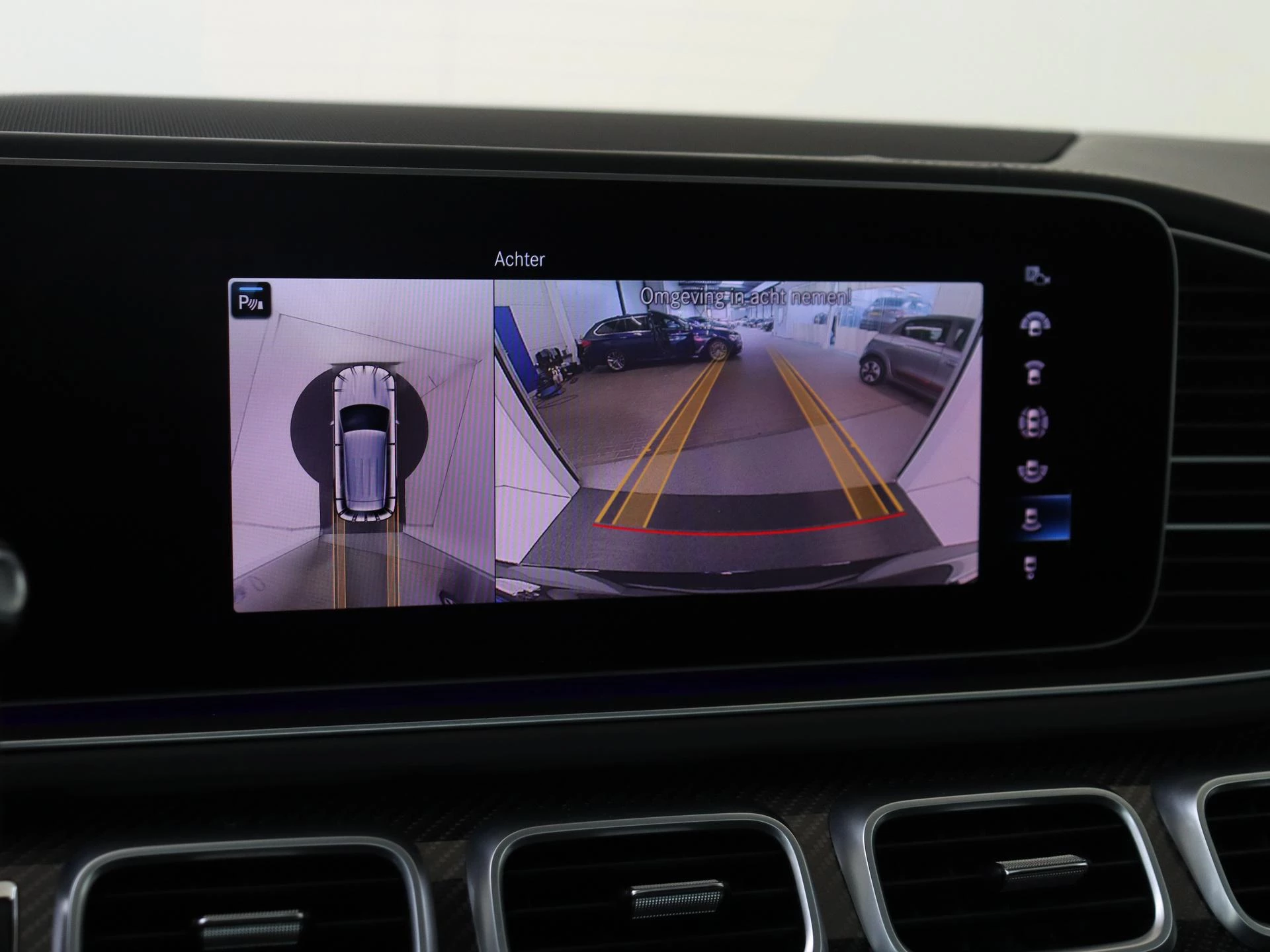 Mercedes-Benz-GLE-image-27