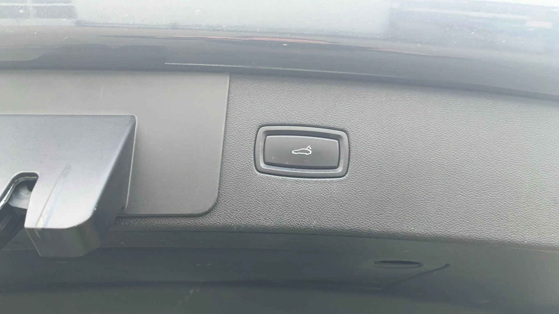 Porsche-Cayenne-image-27