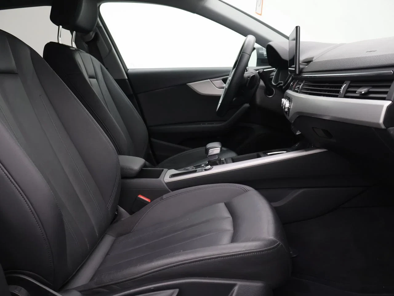 Audi-A4-image-16