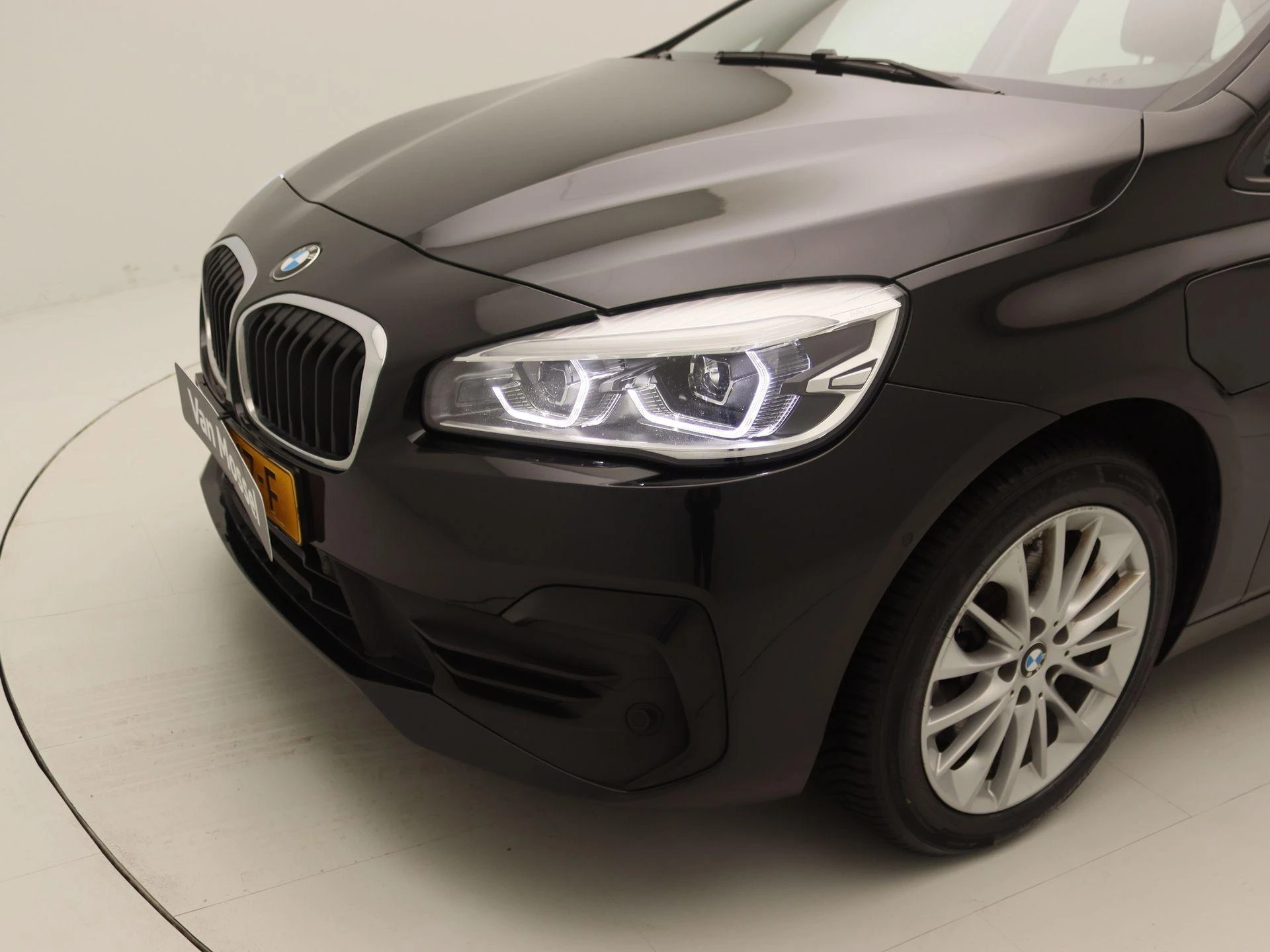 BMW-2 Serie-image-15