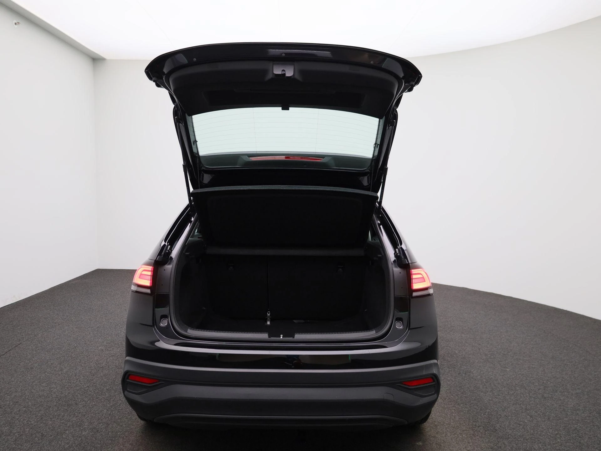 Volkswagen-Taigo-image-10