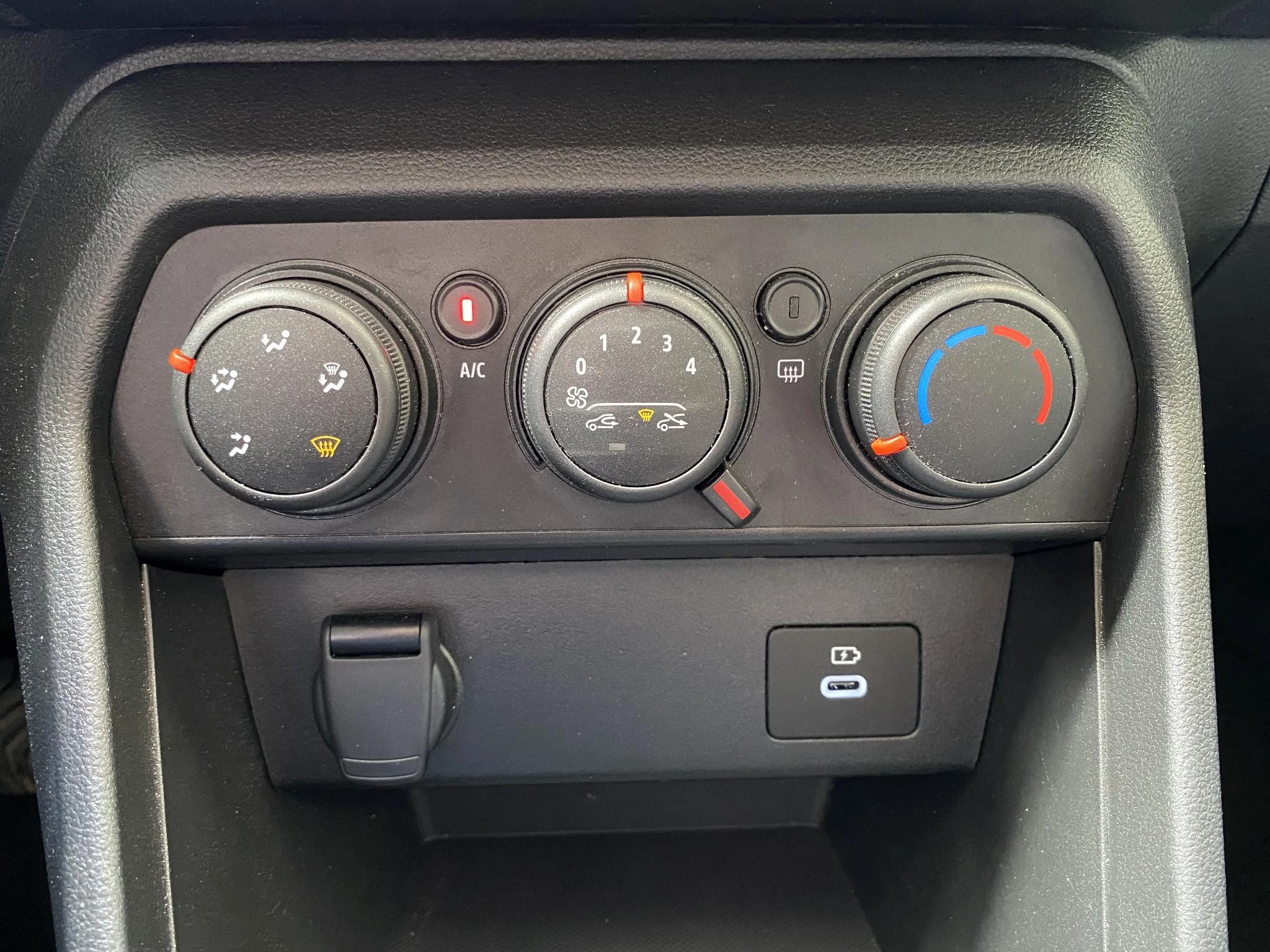 Dacia Sandero Stepway Expression TCe 90