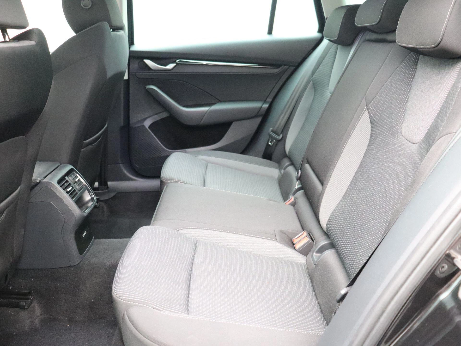 Škoda Octavia Combi 1.5 TSI eTec 110kW DSG7 SELECTION