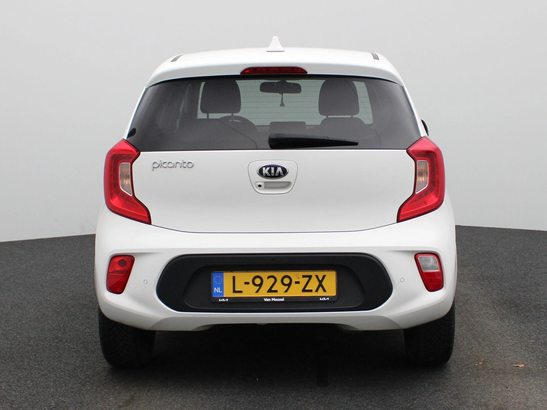 Kia-Picanto-image-4
