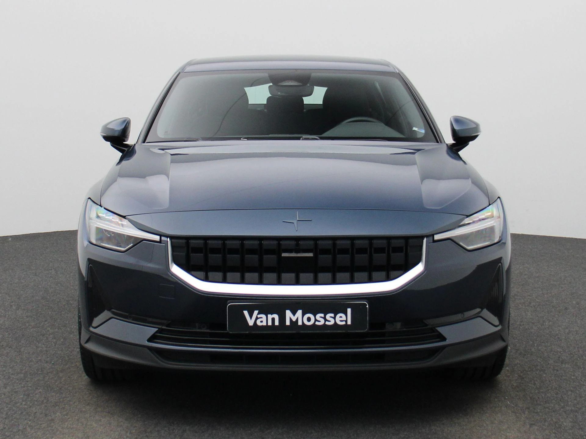 Polestar-2-image-2