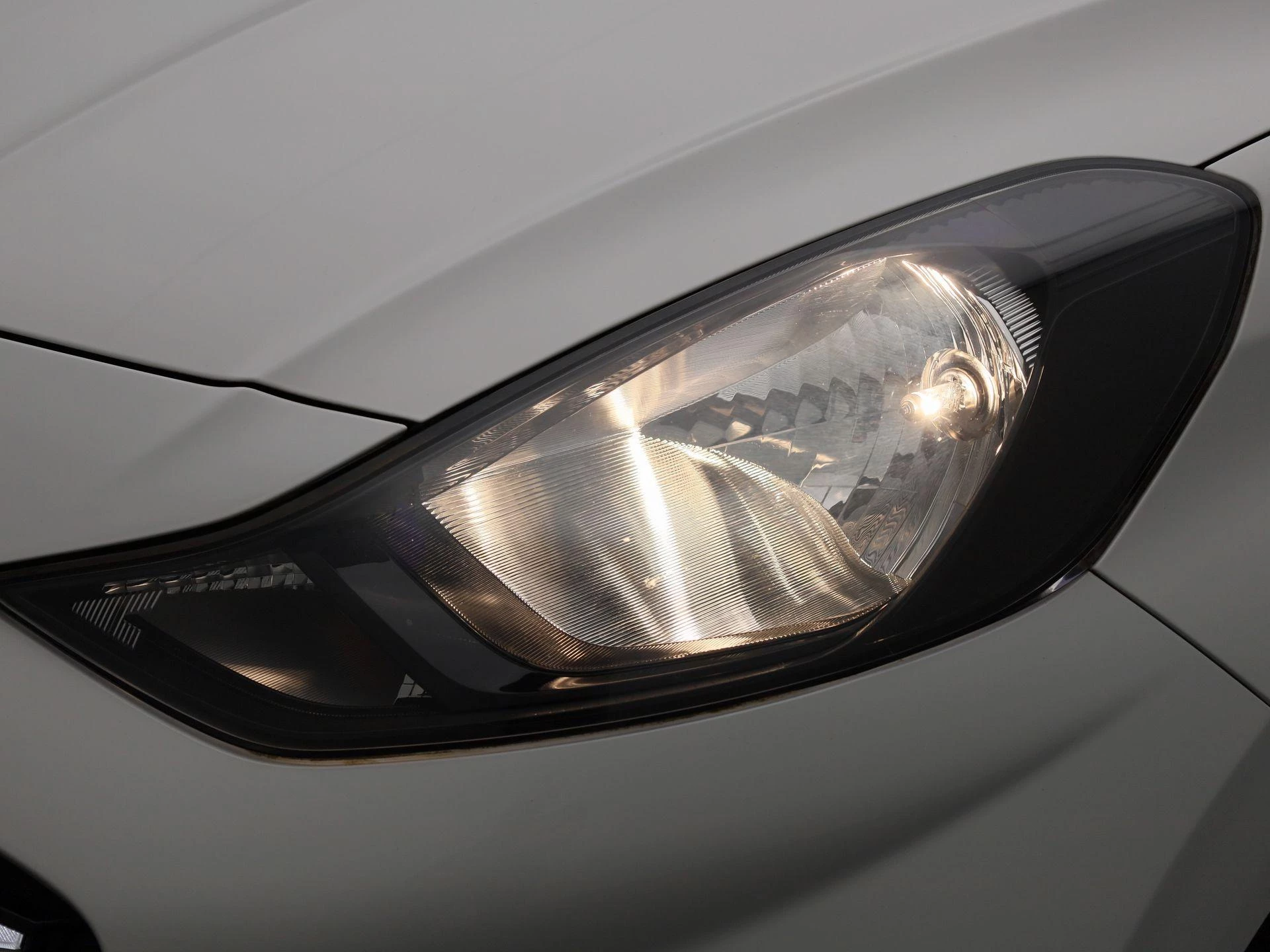 Hyundai-i10-image-12