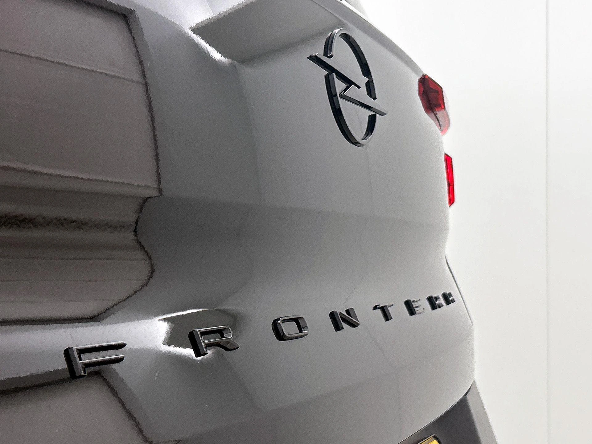 Opel-Frontera-image-18