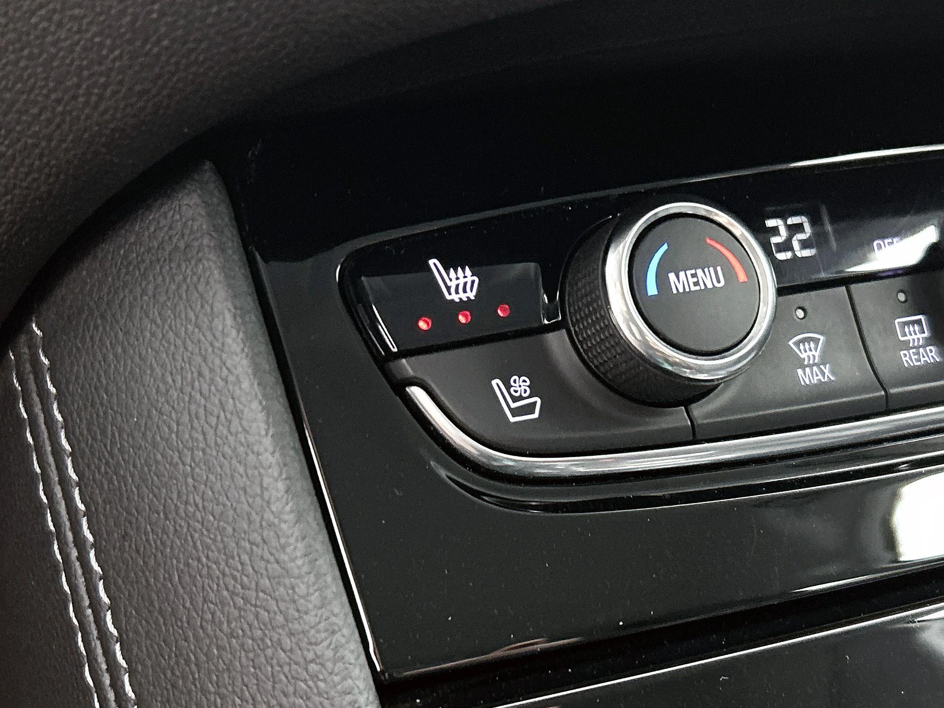 Opel-Grandland X-image-6