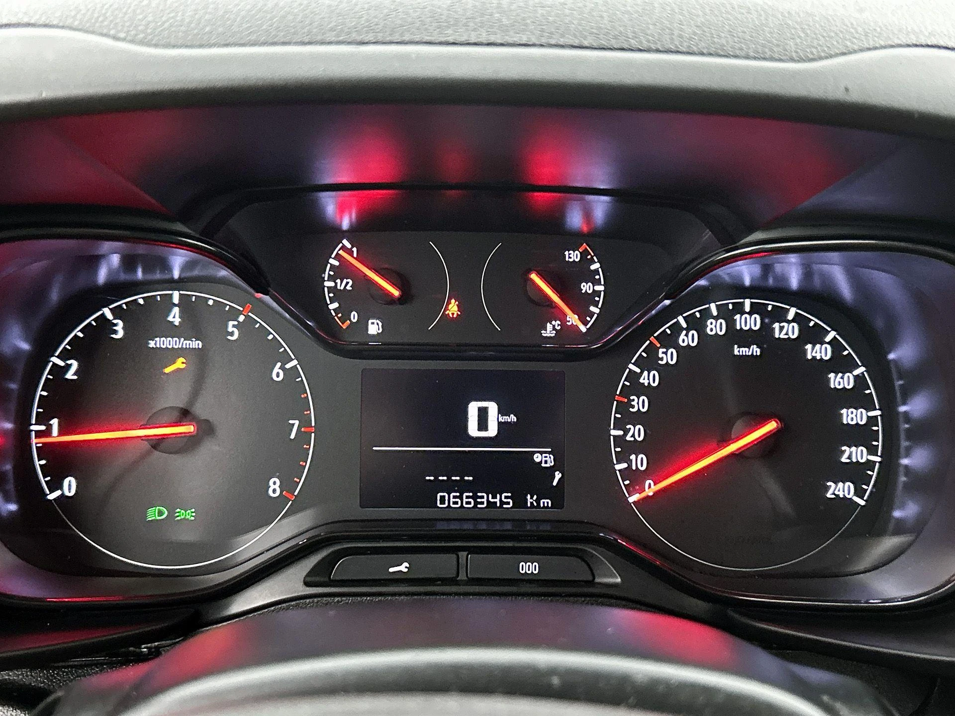 Opel-Combo-image-13