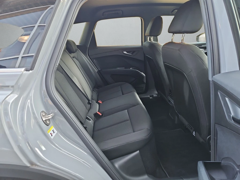 Audi-Q4 e-tron-image-12