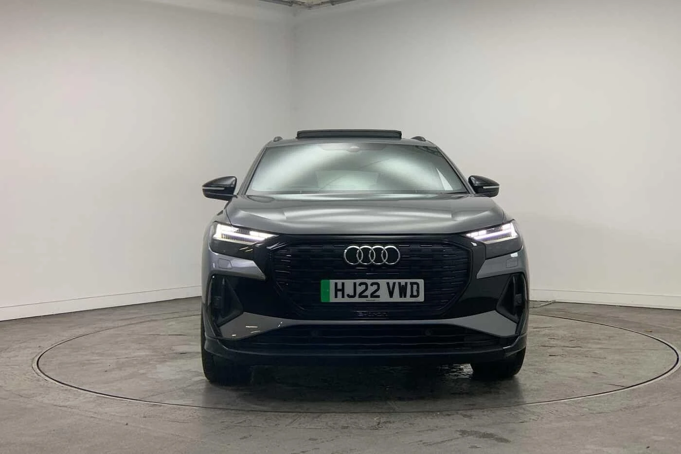 Audi-Q4 e-tron-image-6