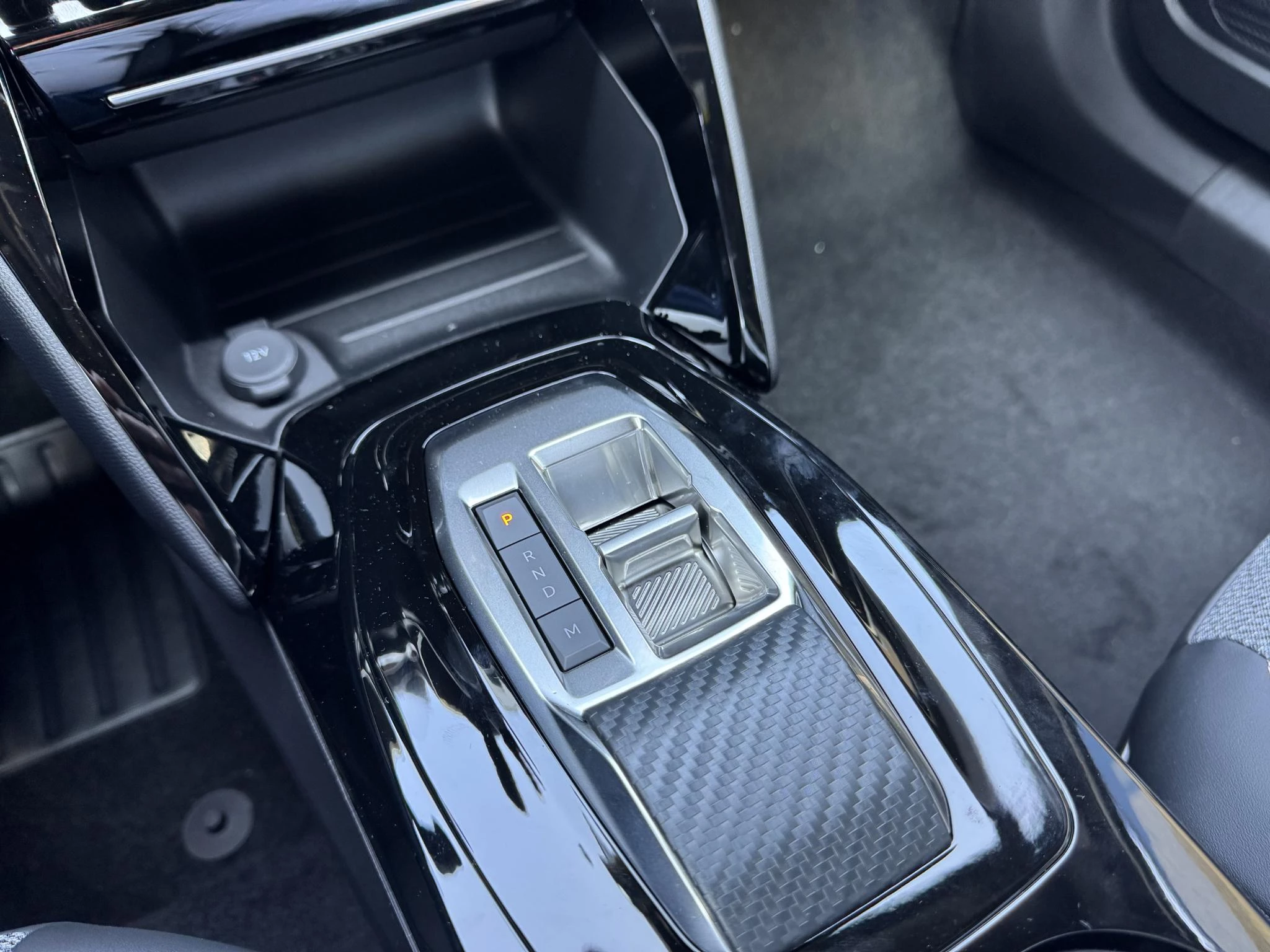 Peugeot-2008-image-19