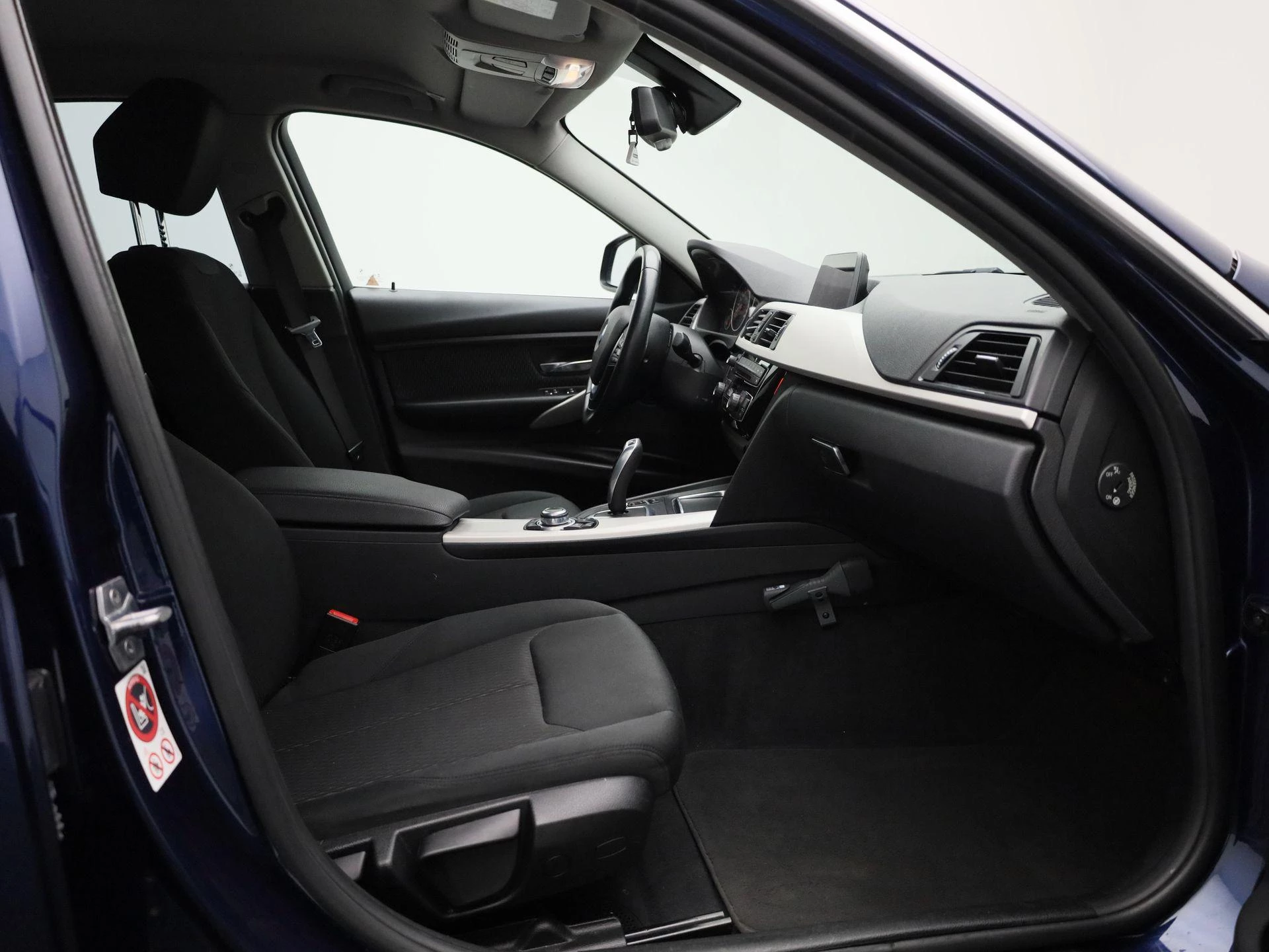 BMW-3 Serie-image-33