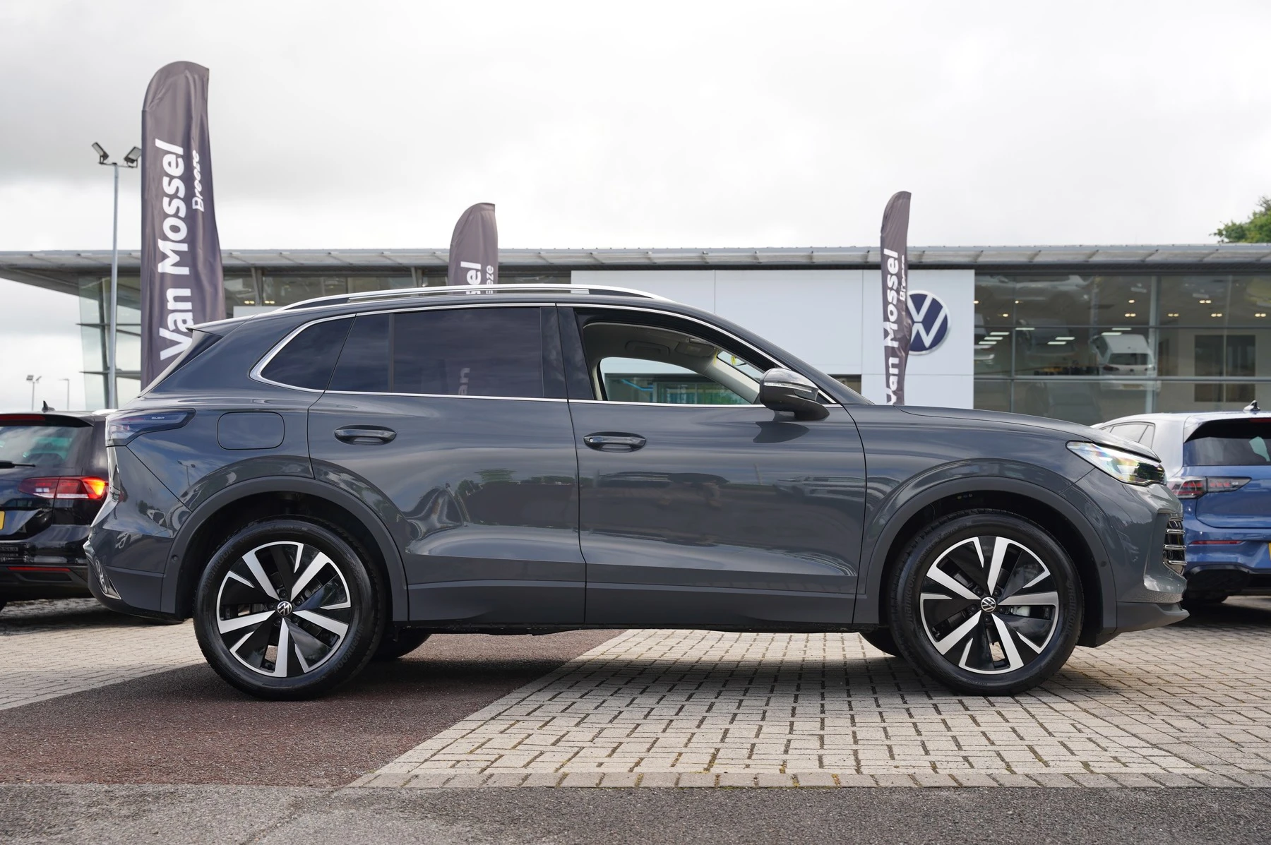 Volkswagen-Tiguan-image-3