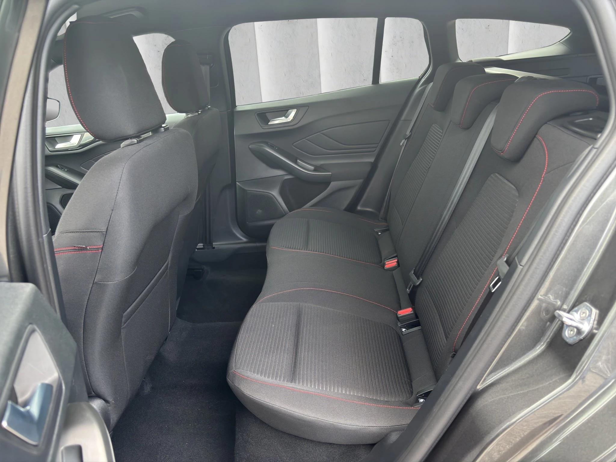 Ford Focus ST-Line Turnier Aut.*ACC*KAM*NAVI*LED*WINTER-PKT.