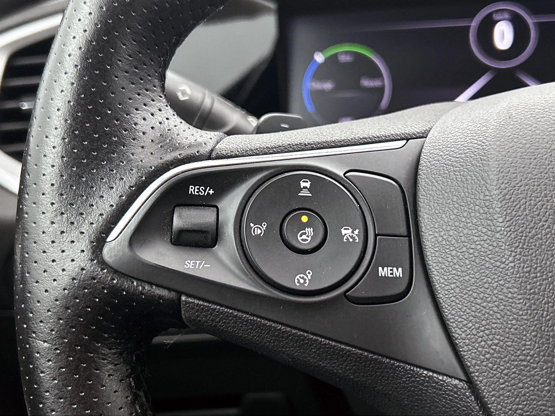 Opel-Grandland-image-5