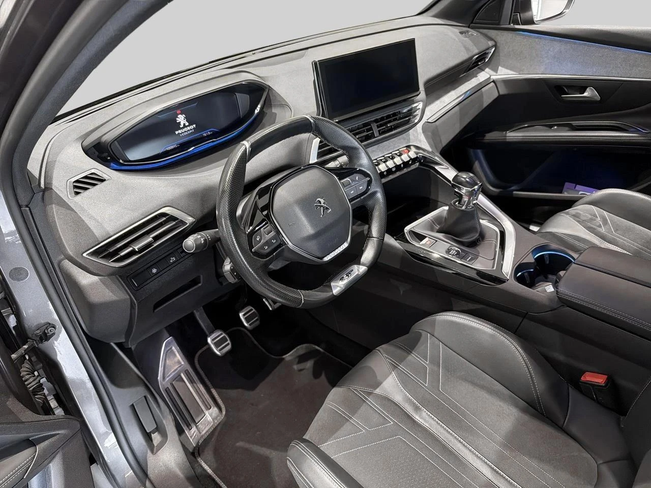Peugeot-5008-image-8