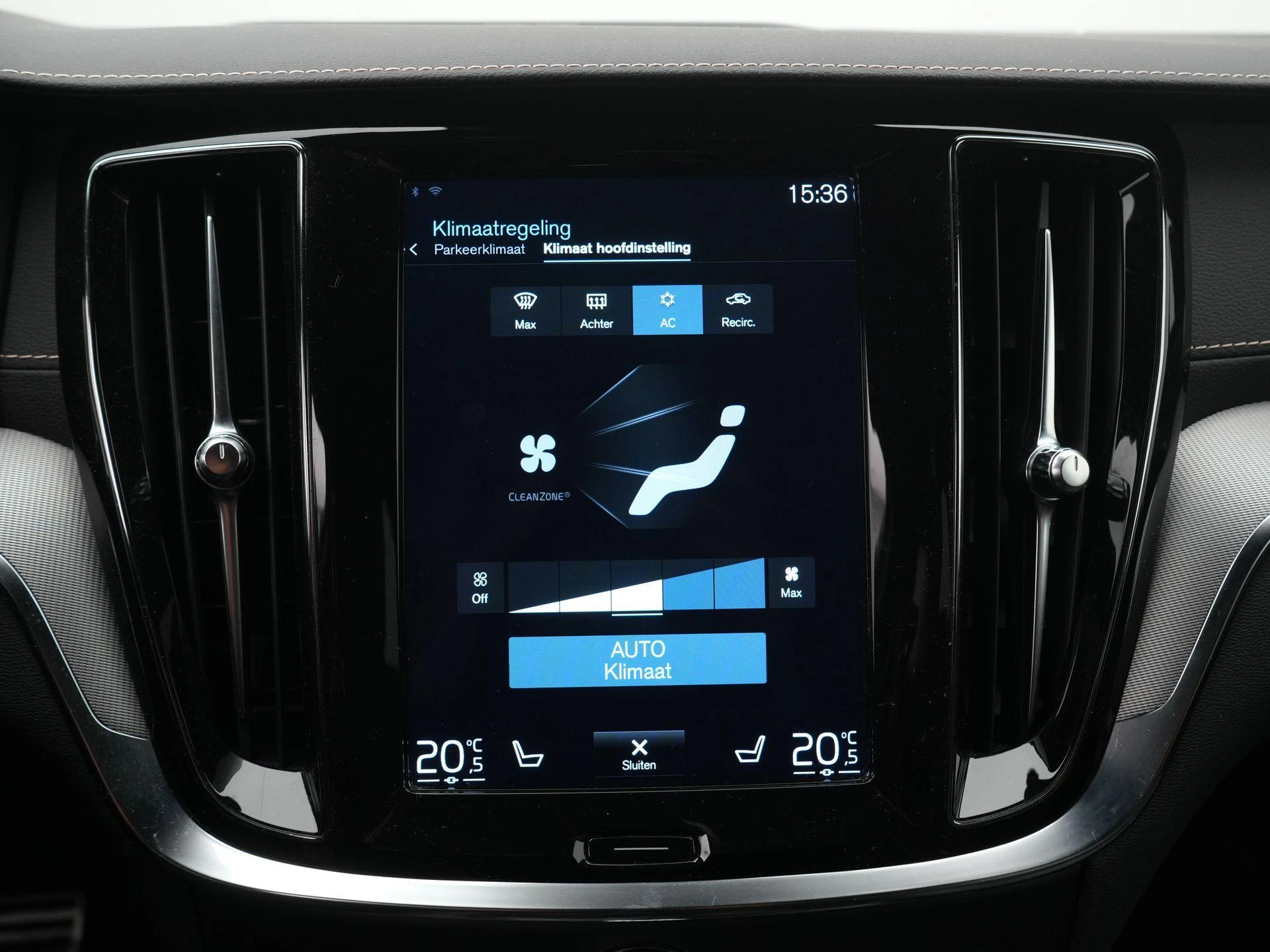 Volvo-V60-image-20