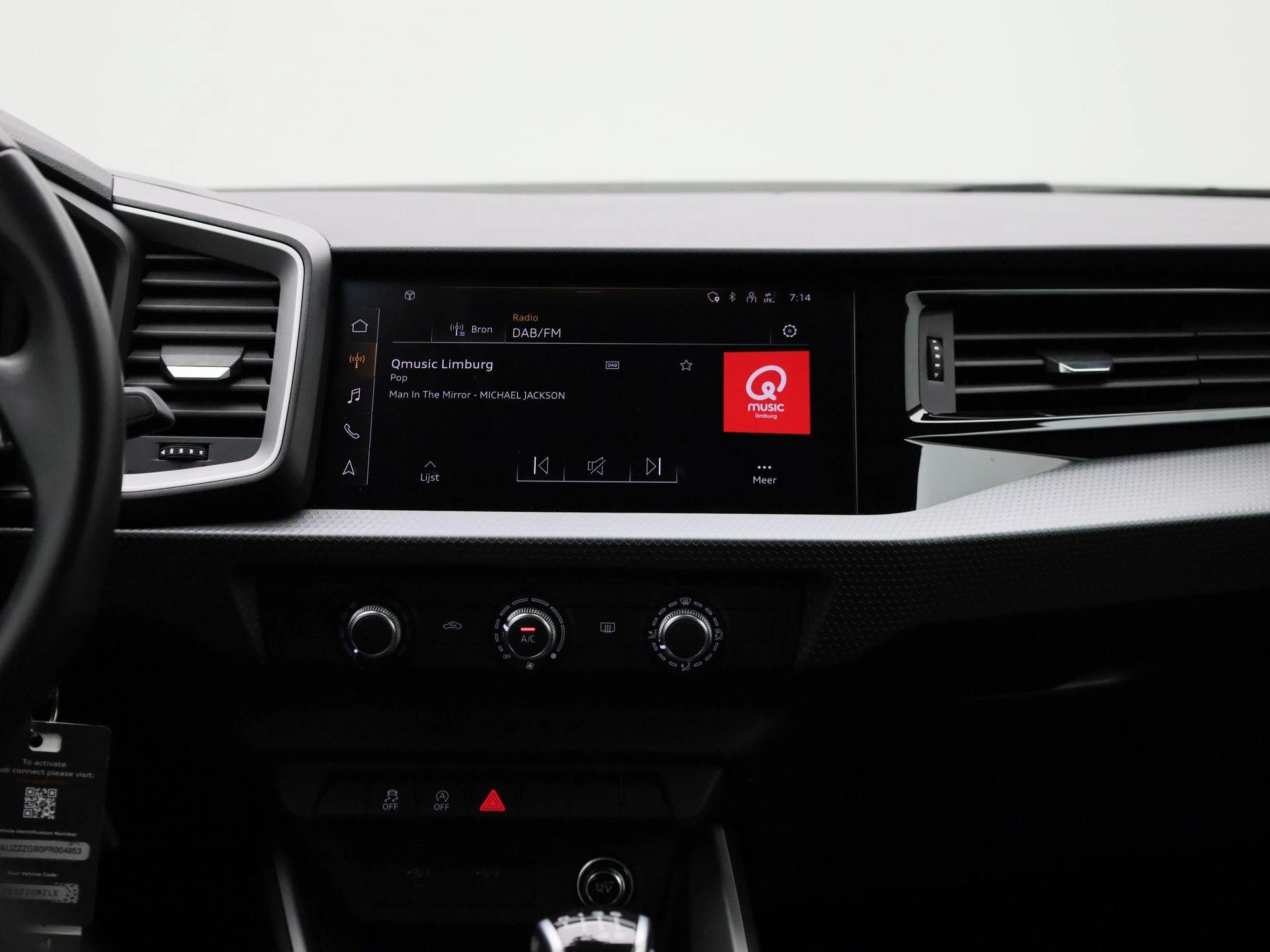 Audi-A1 Sportback-image-9