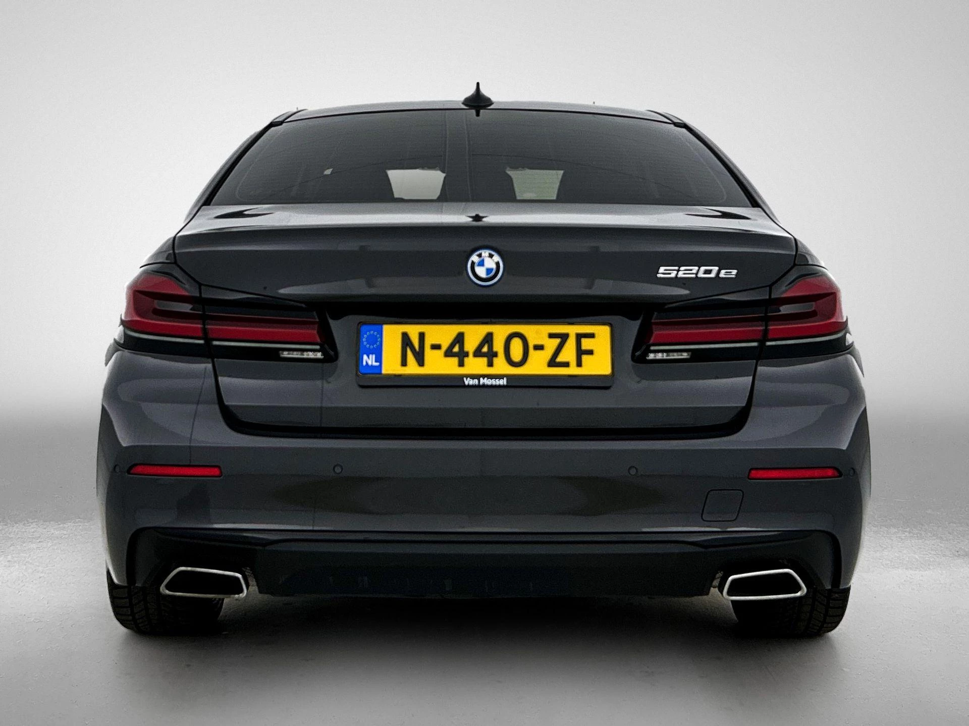 BMW-5 Serie-image-2