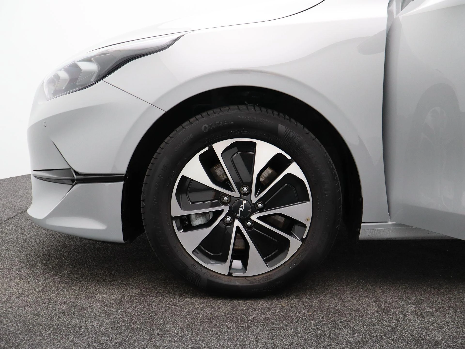Kia-Ceed Sportswagon-image-14