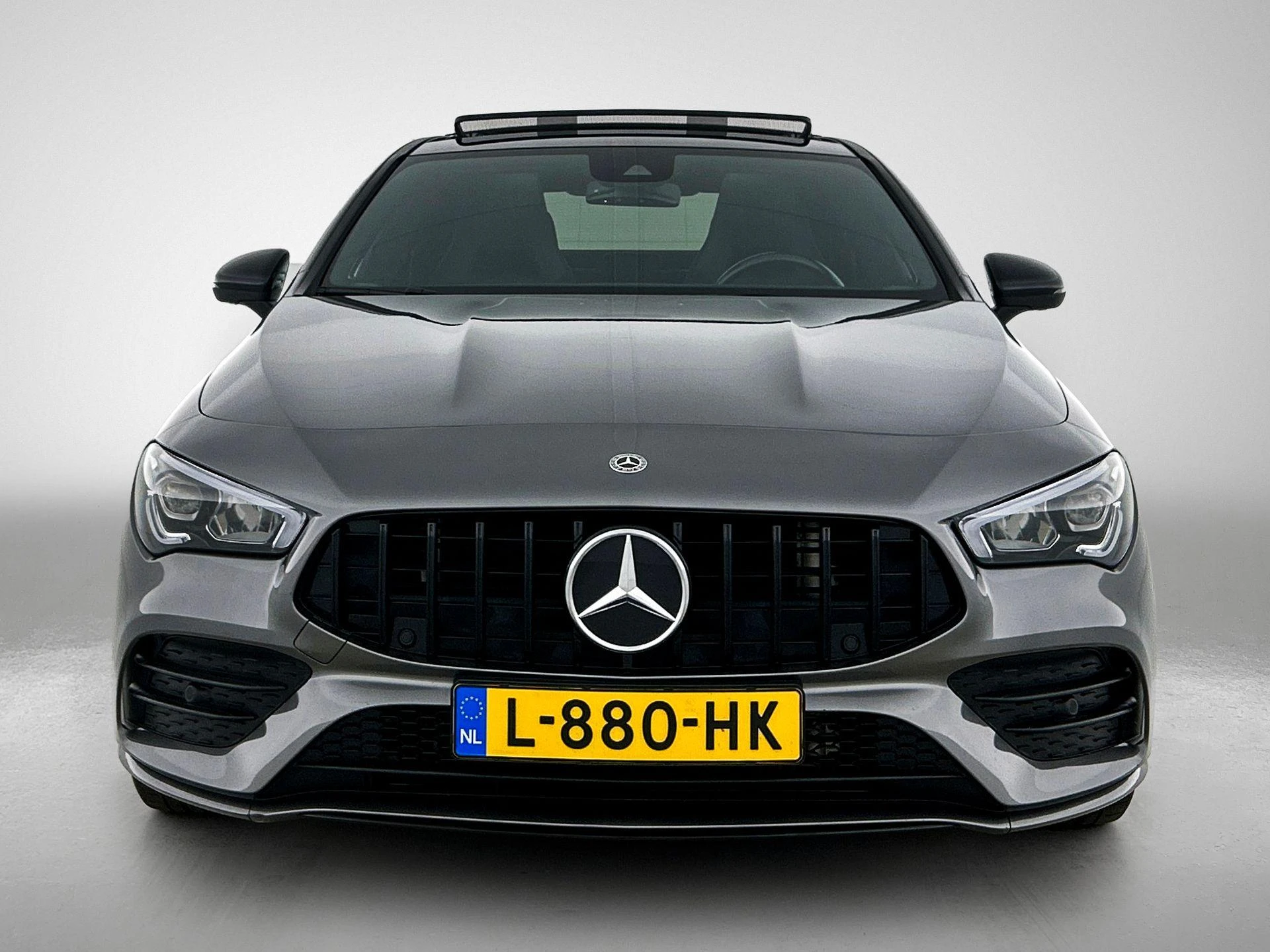 Mercedes-Benz-CLA-image-5