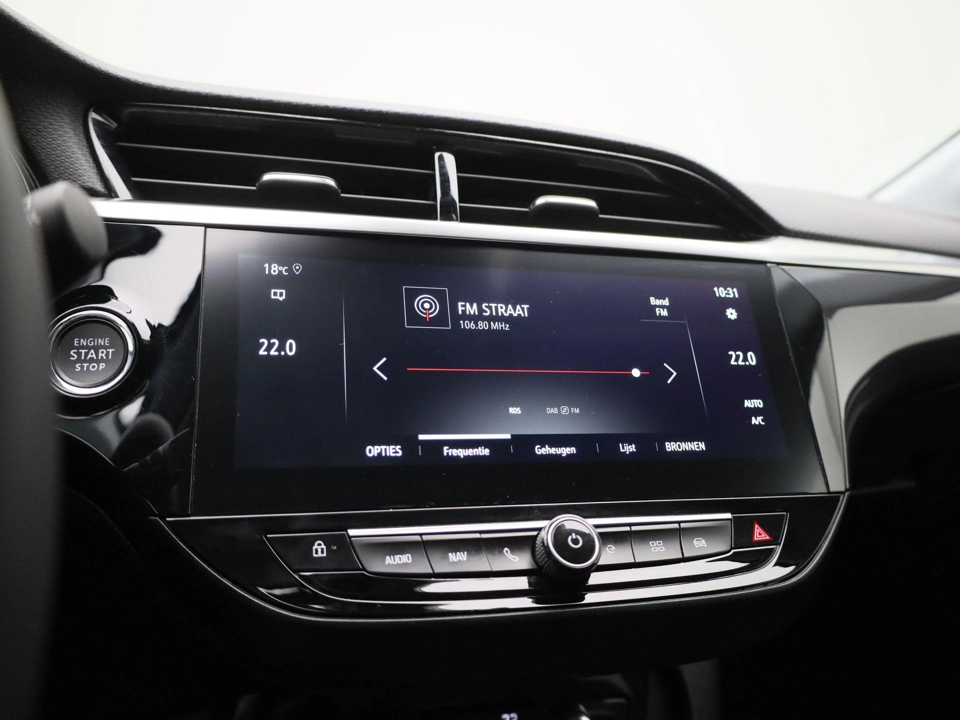 Opel-Corsa-e-image-25