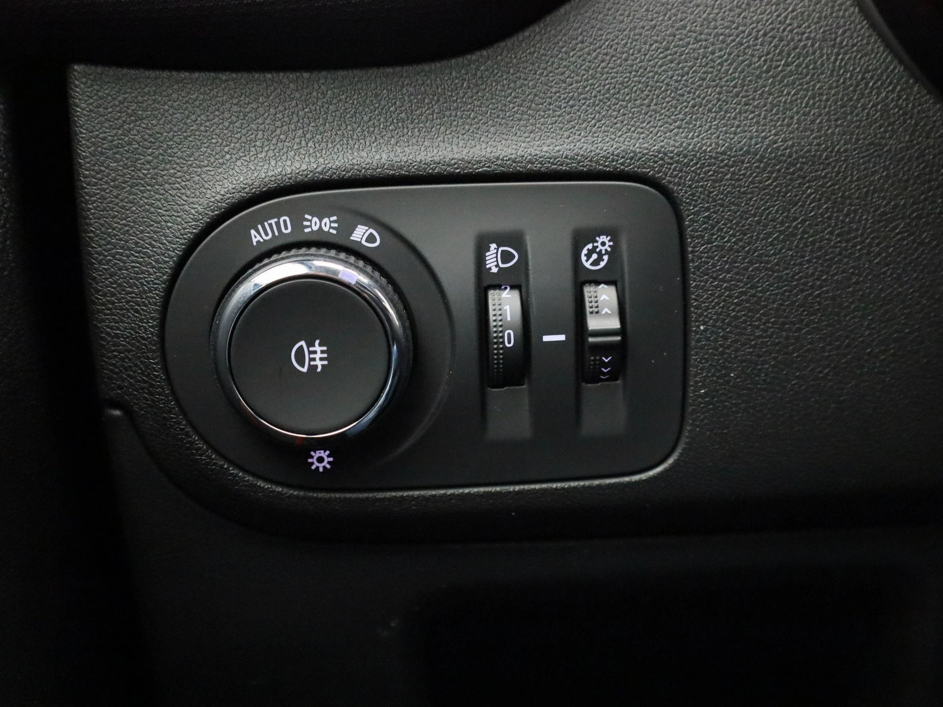 Opel-Crossland-image-26