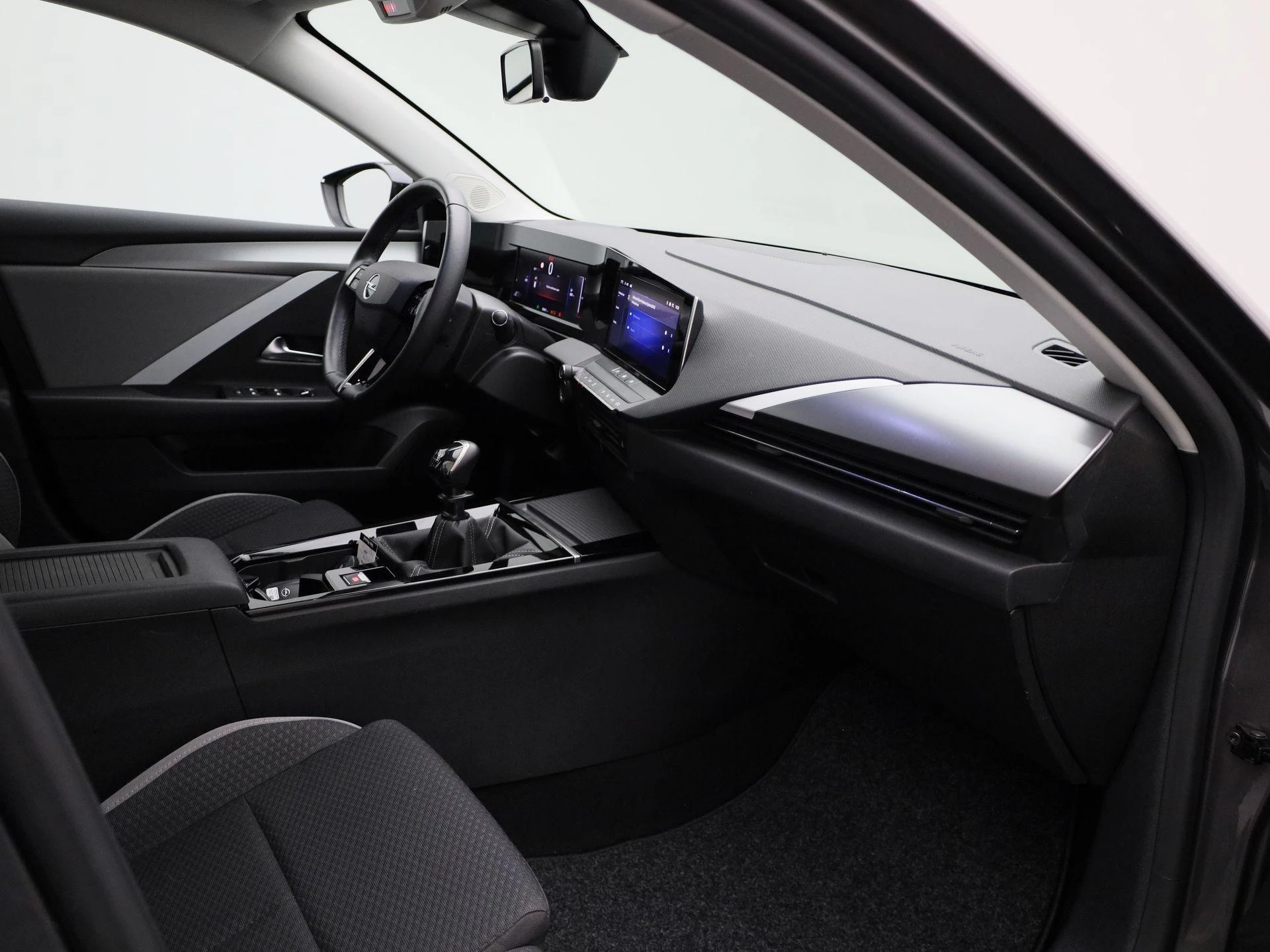 Opel-Astra-image-28