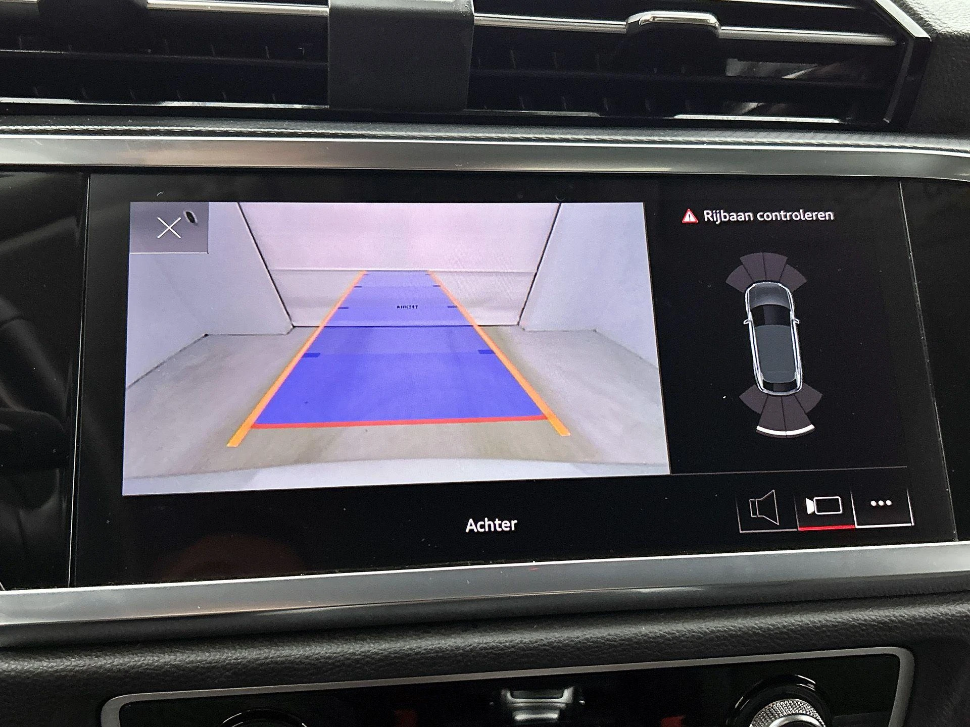 Audi-Q3-image-17