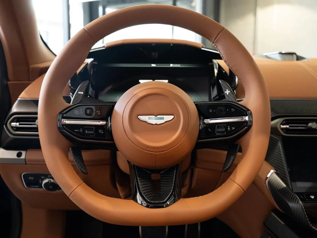 Aston Martin Vanquish Volante Aston Martin Hamburg