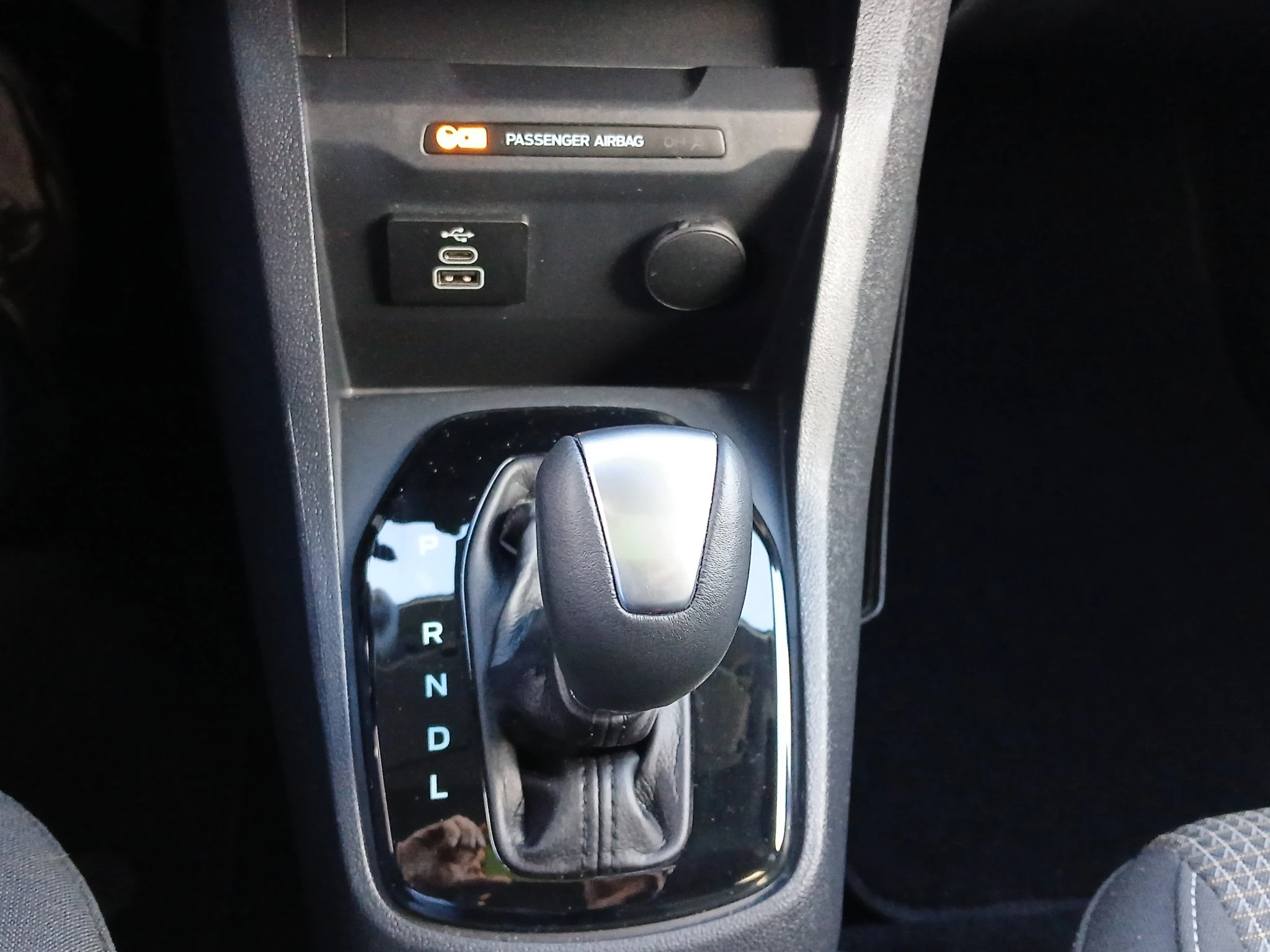 Ford-Tourneo Courier-image-29