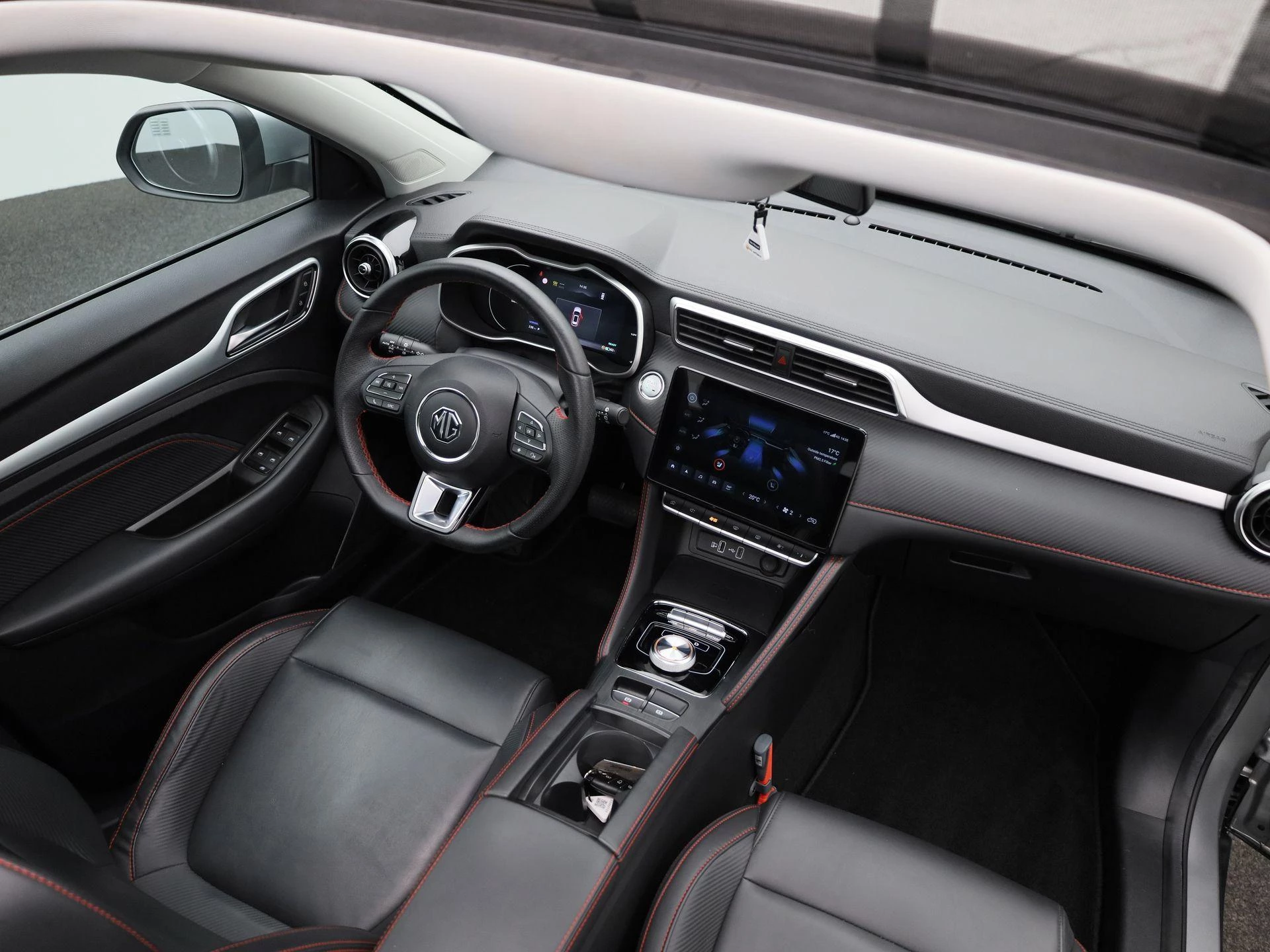 MG ZS EV Long Range Luxury 70 kWh