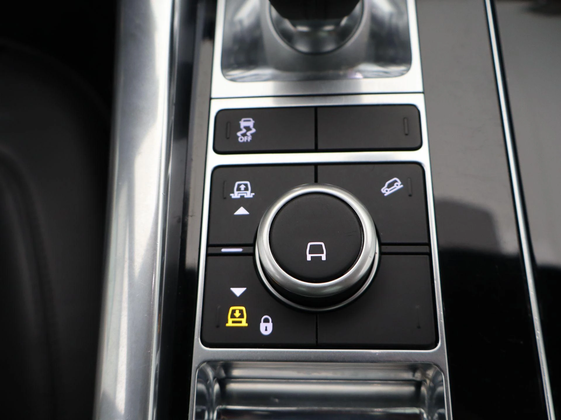 Land Rover-Range Rover Sport-image-24