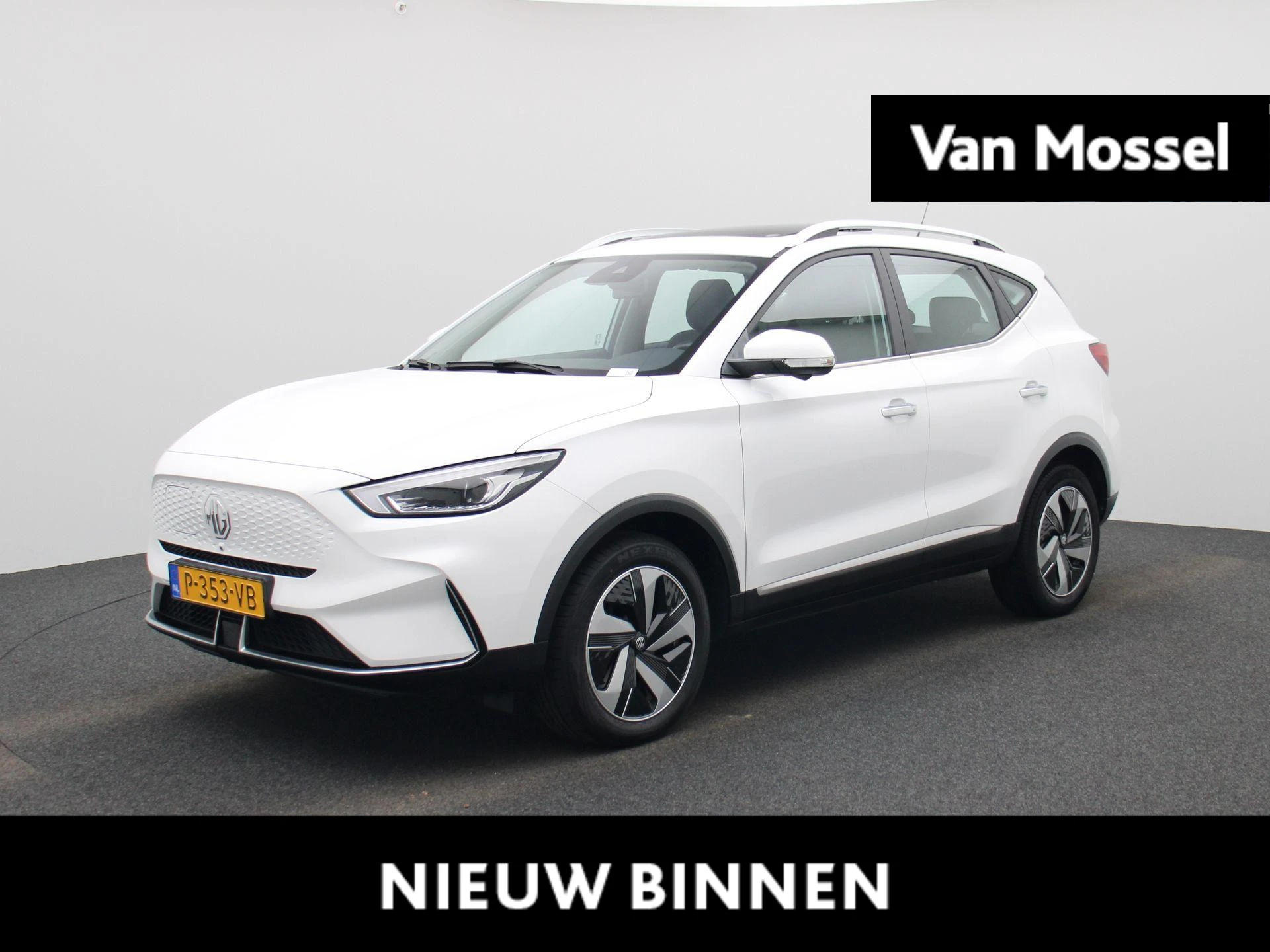 MG-ZS EV-image-0