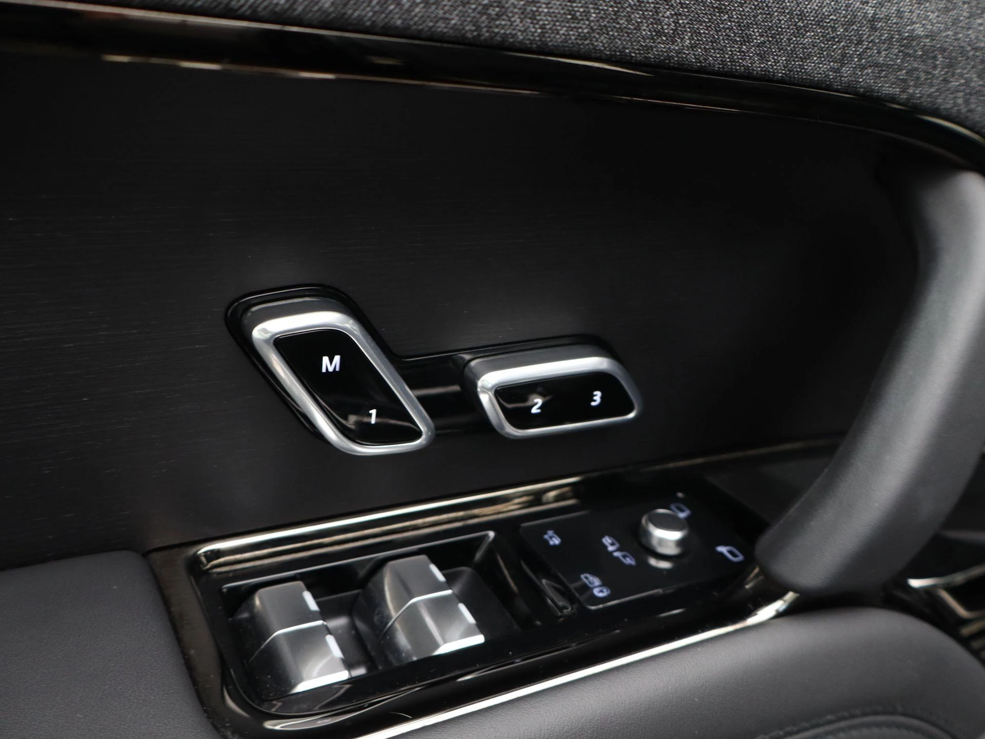 Land Rover-Range Rover Sport-image-28