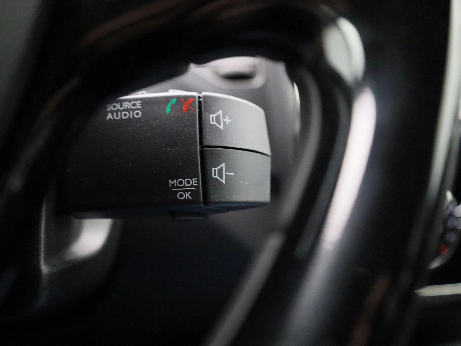 Renault-Captur-image-19
