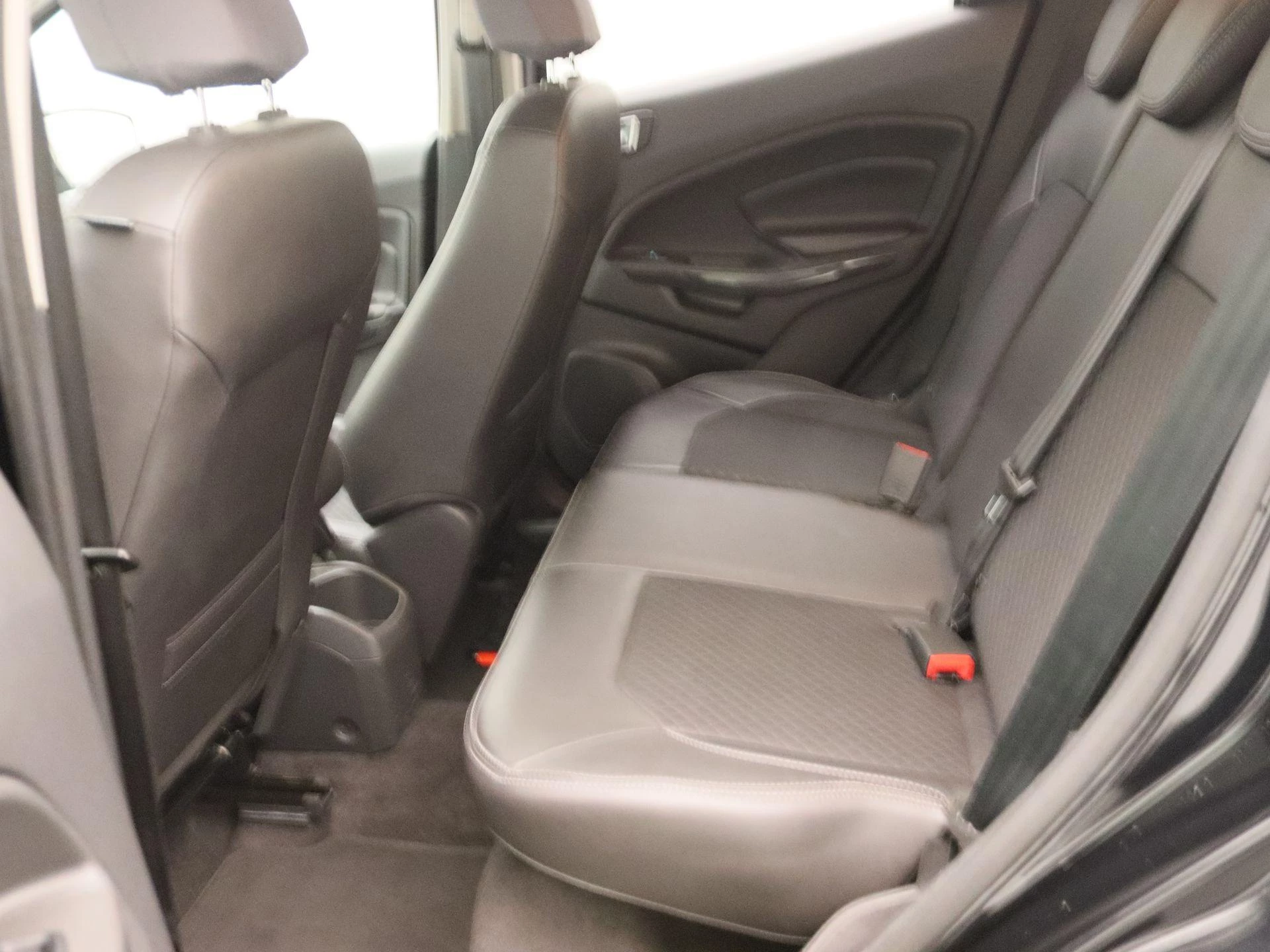 Ford-EcoSport-image-13