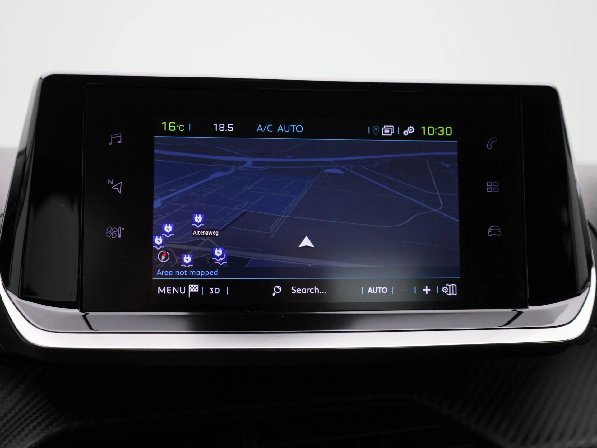 Peugeot-e-208-image-22