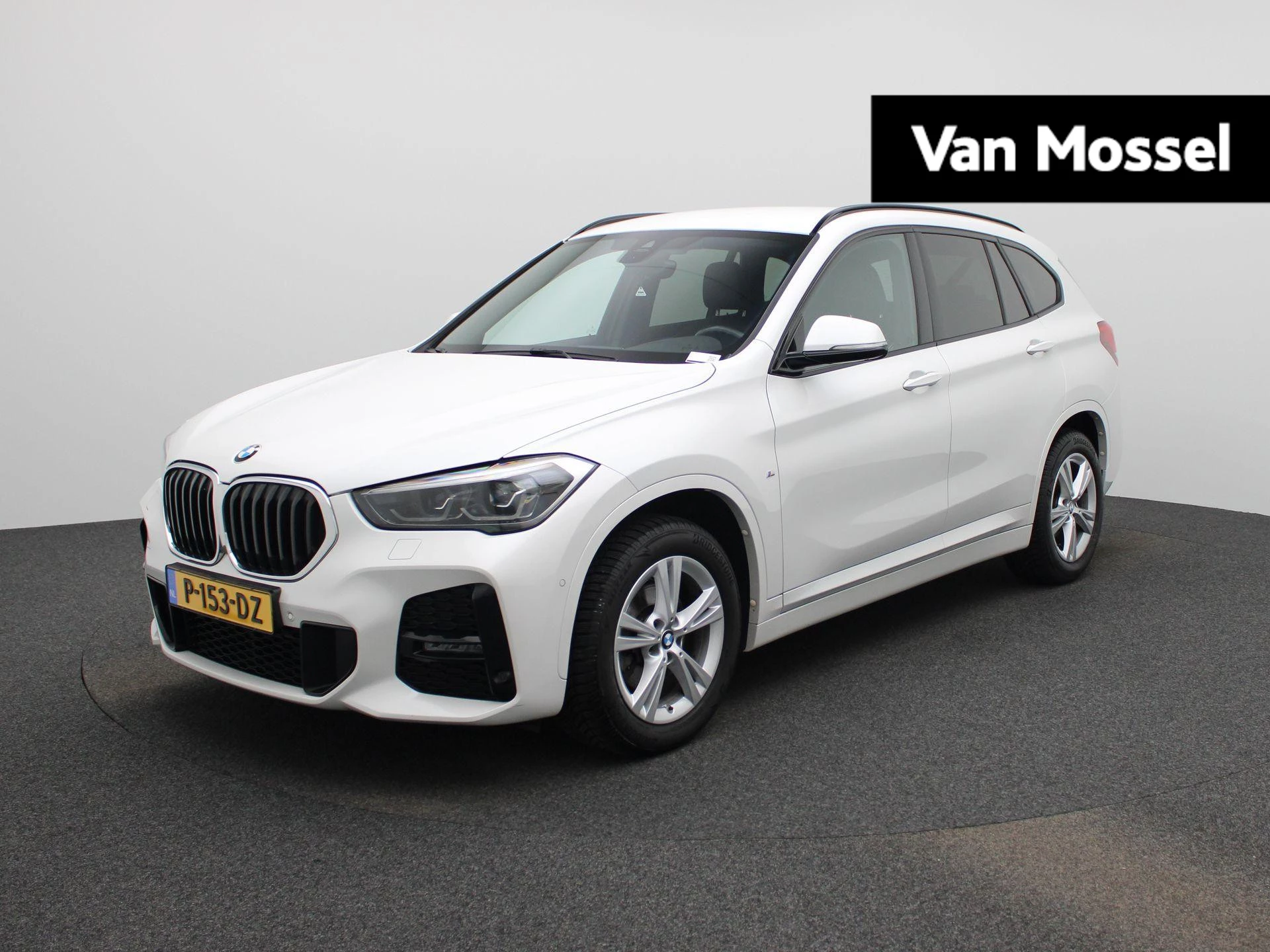 BMW-X1-image-0