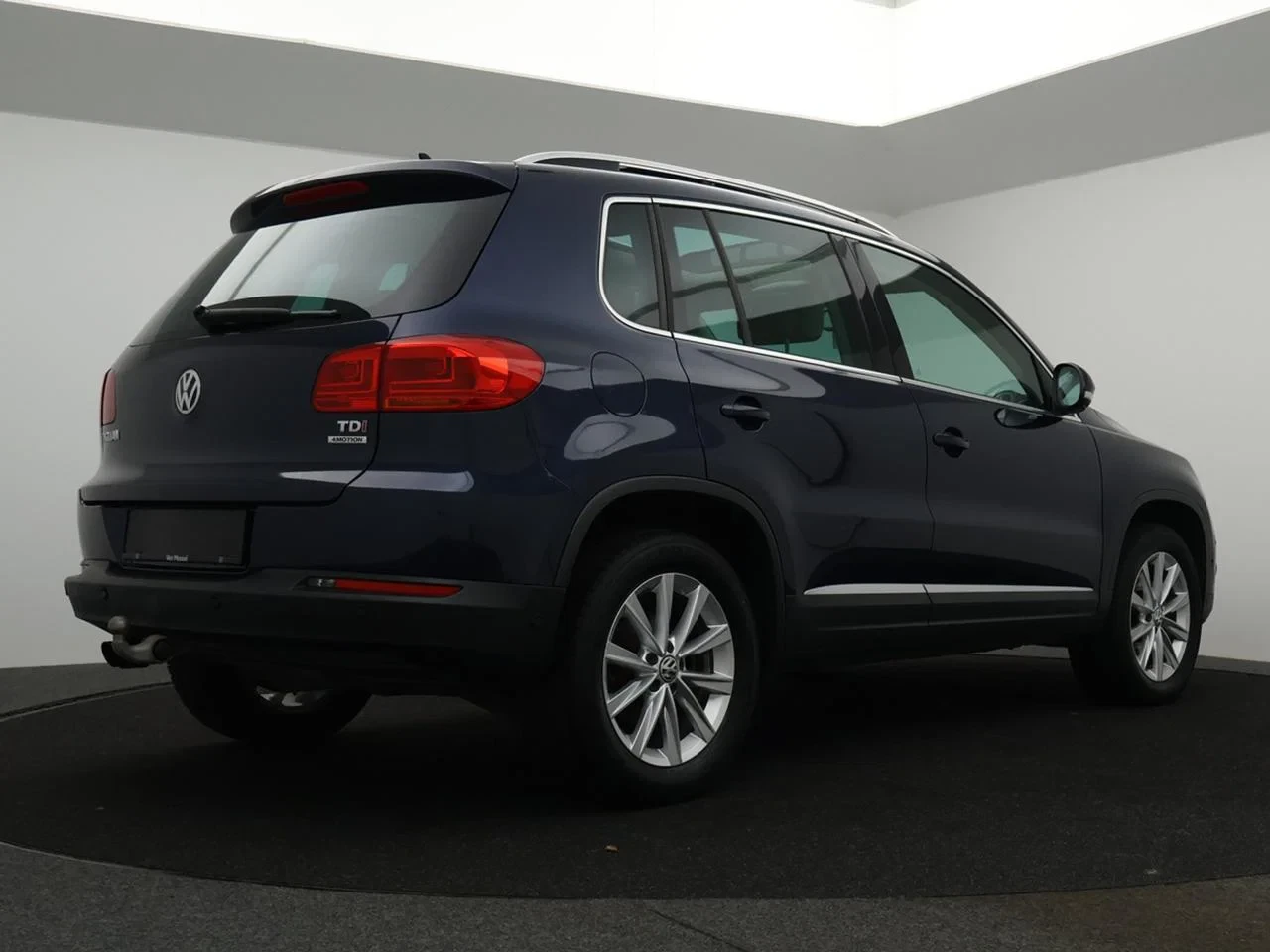 Volkswagen Tiguan Dsl Tiguan 2.0 CR TDi *4MOTION*DSG*NAVI*LEDER*PANO*TREKHAAK*...