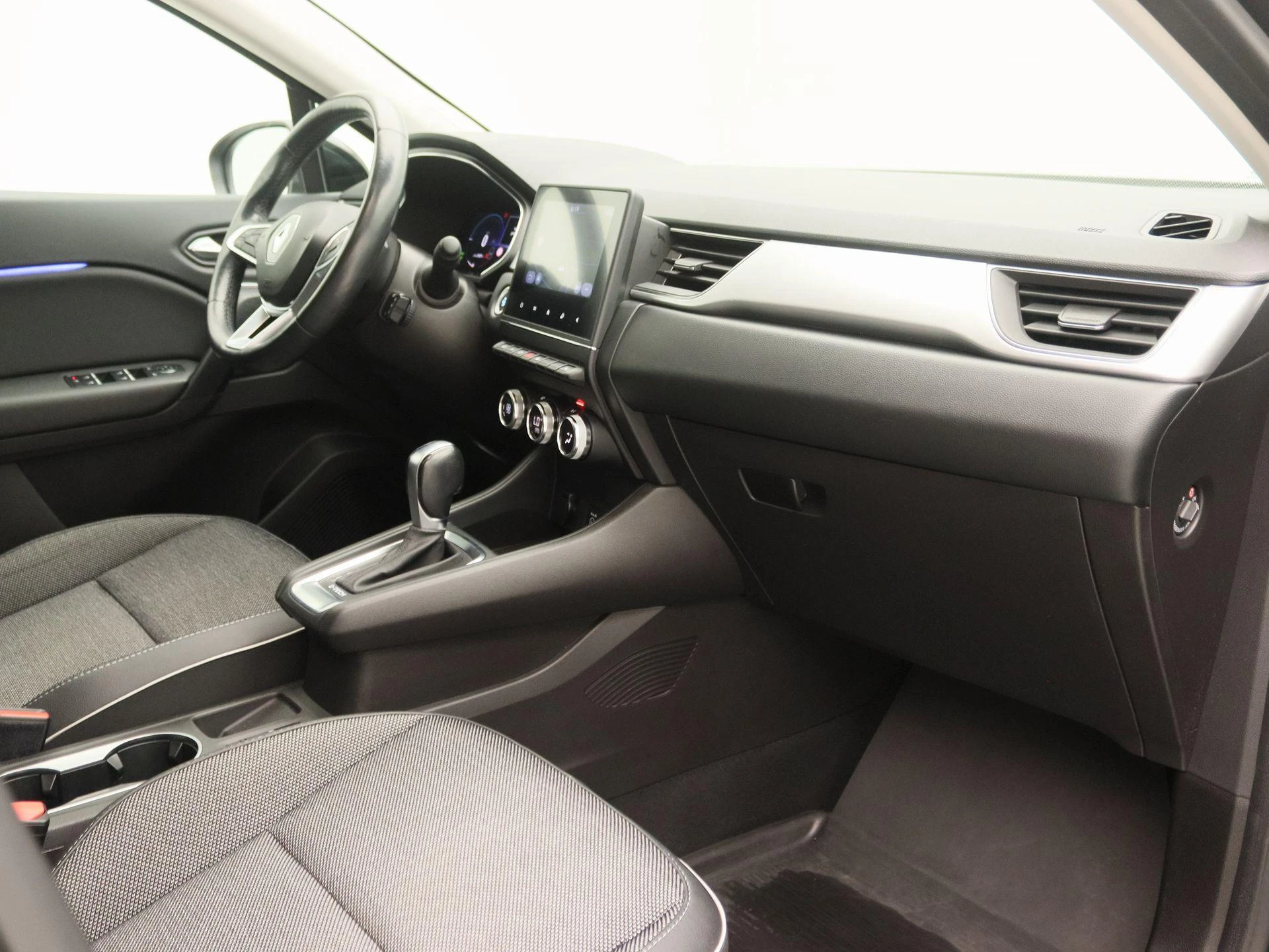 Renault-Captur-image-22
