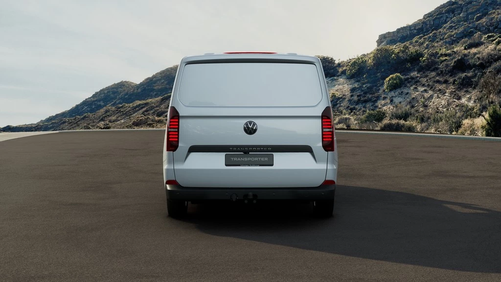 Volkswagen-Transporter-image-5