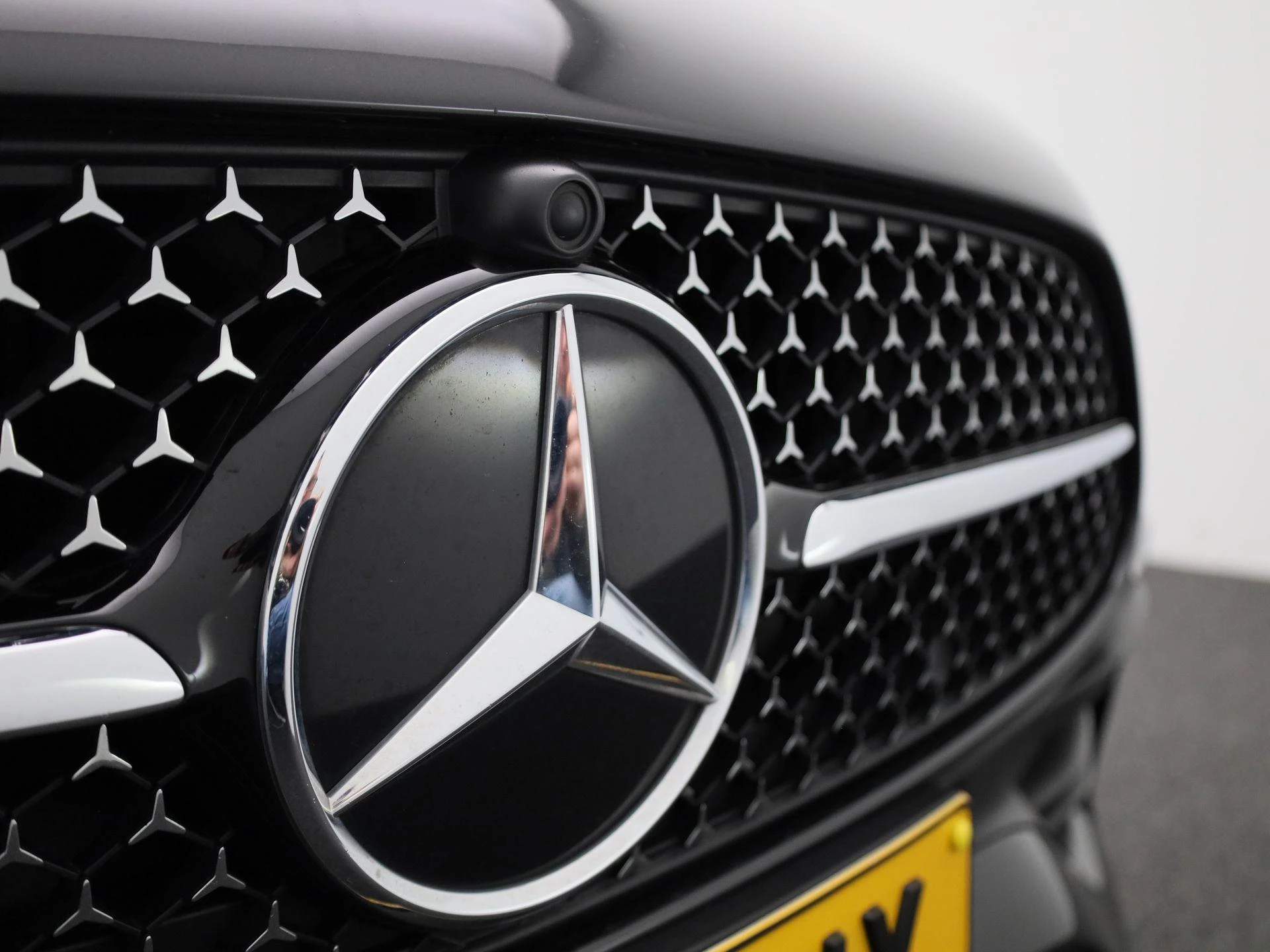 Mercedes-Benz-C-Klasse-image-54