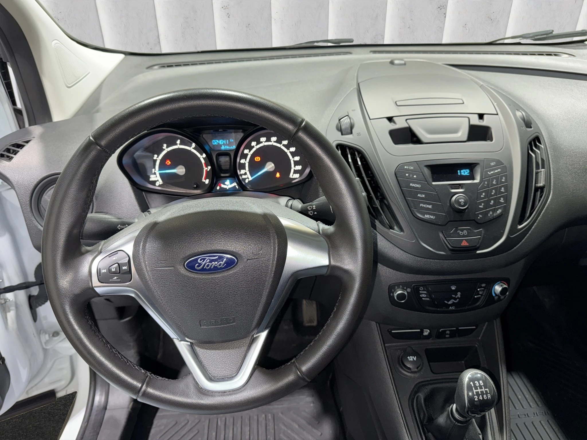 Ford Transit Courier Trend 1.0 EcoBoost 74kW Lieferwagen. 4-türig