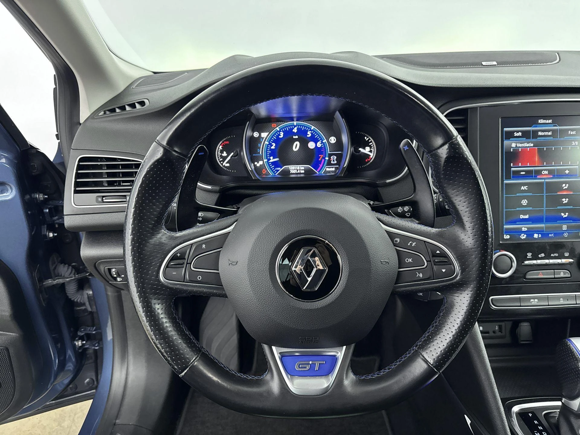 Renault-Mégane-image-12